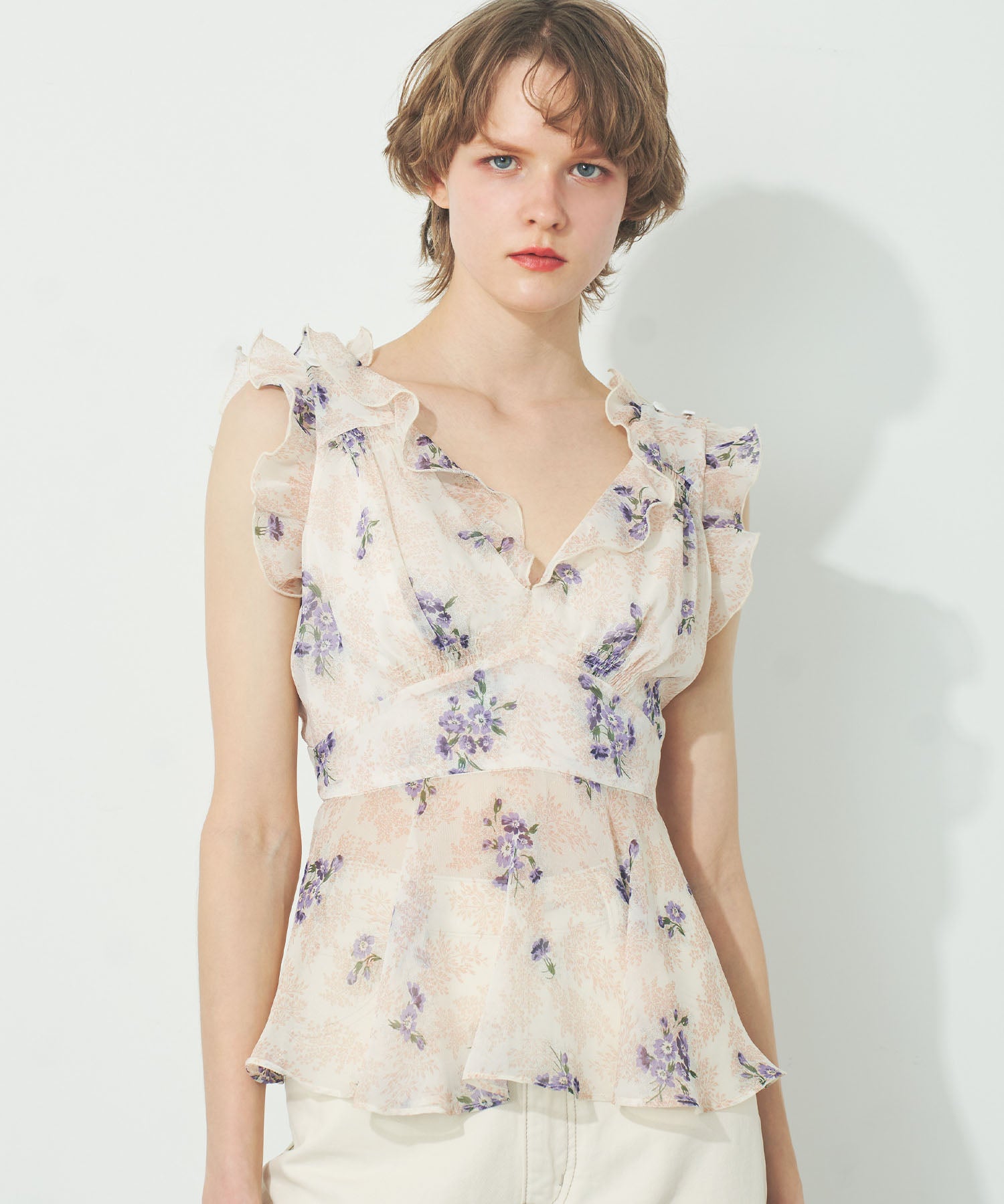 エンドレッシーフリルブラウス