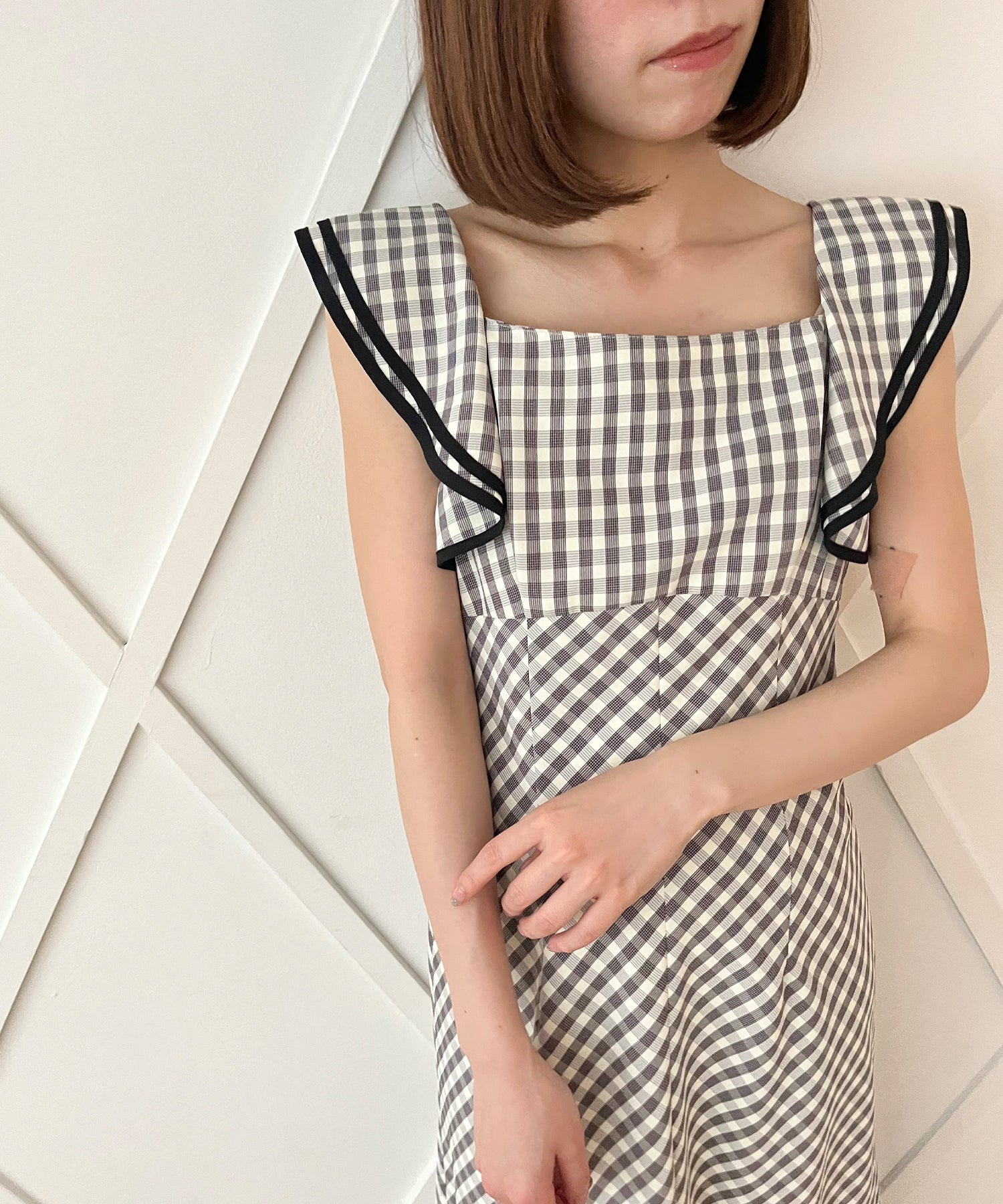 Frill shoulder dress