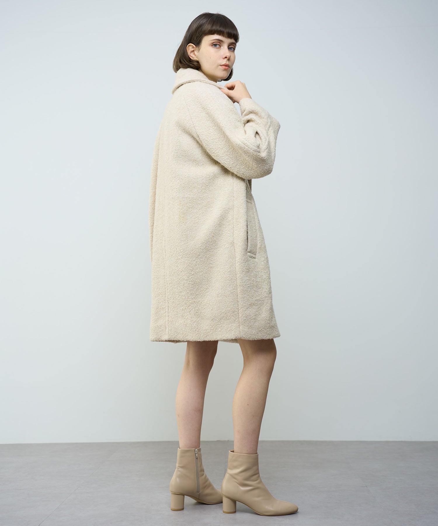 人字紋 W 扣款大衣