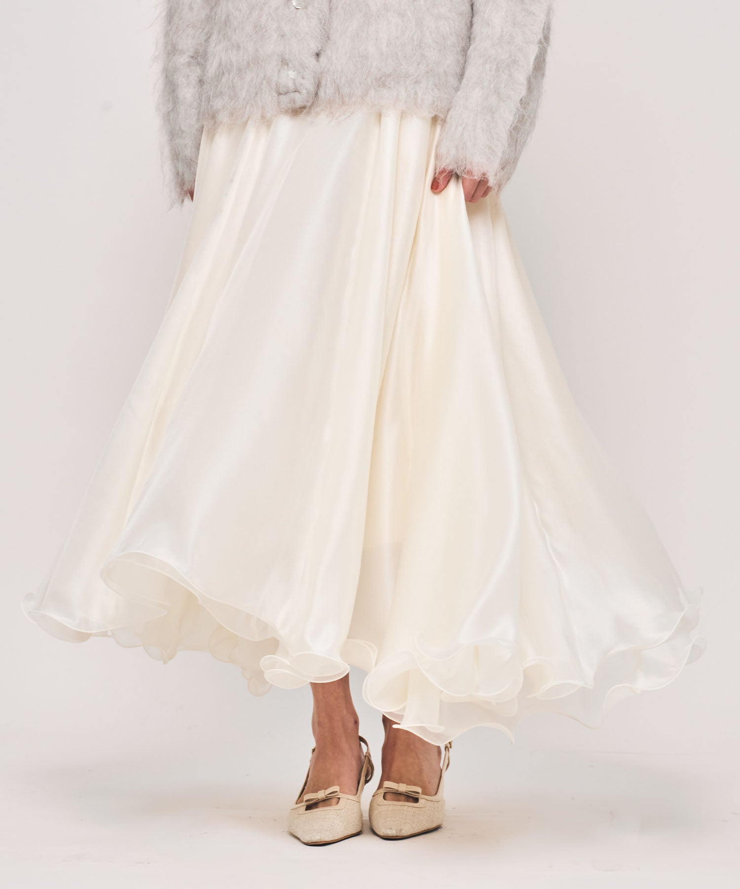 シアーフレアスカート