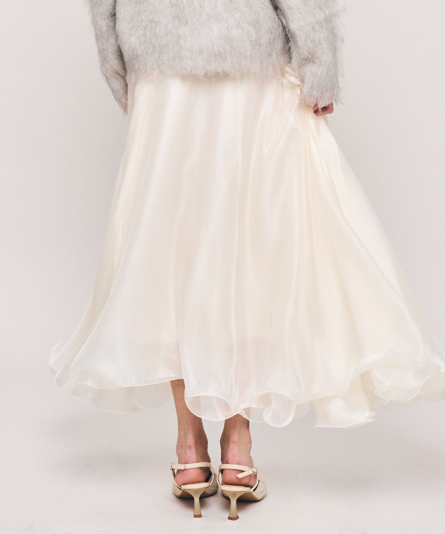 シアーフレアスカート