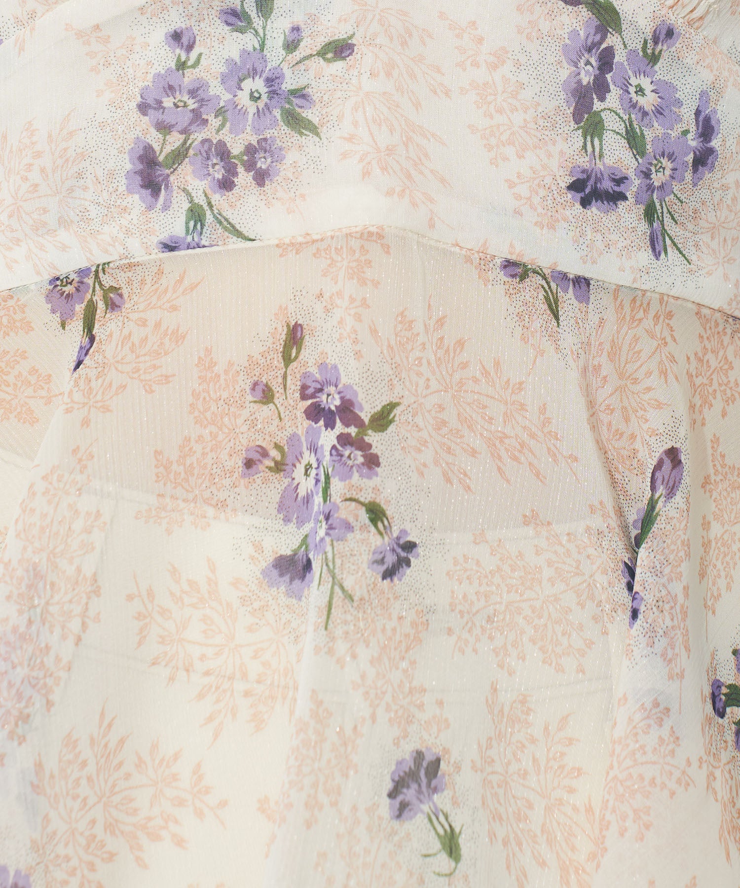 エンドレッシーフリルブラウス