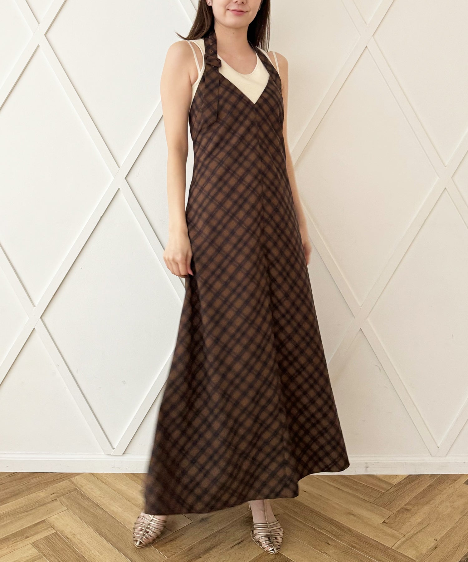 蹩腳格紋吊帶半身裙