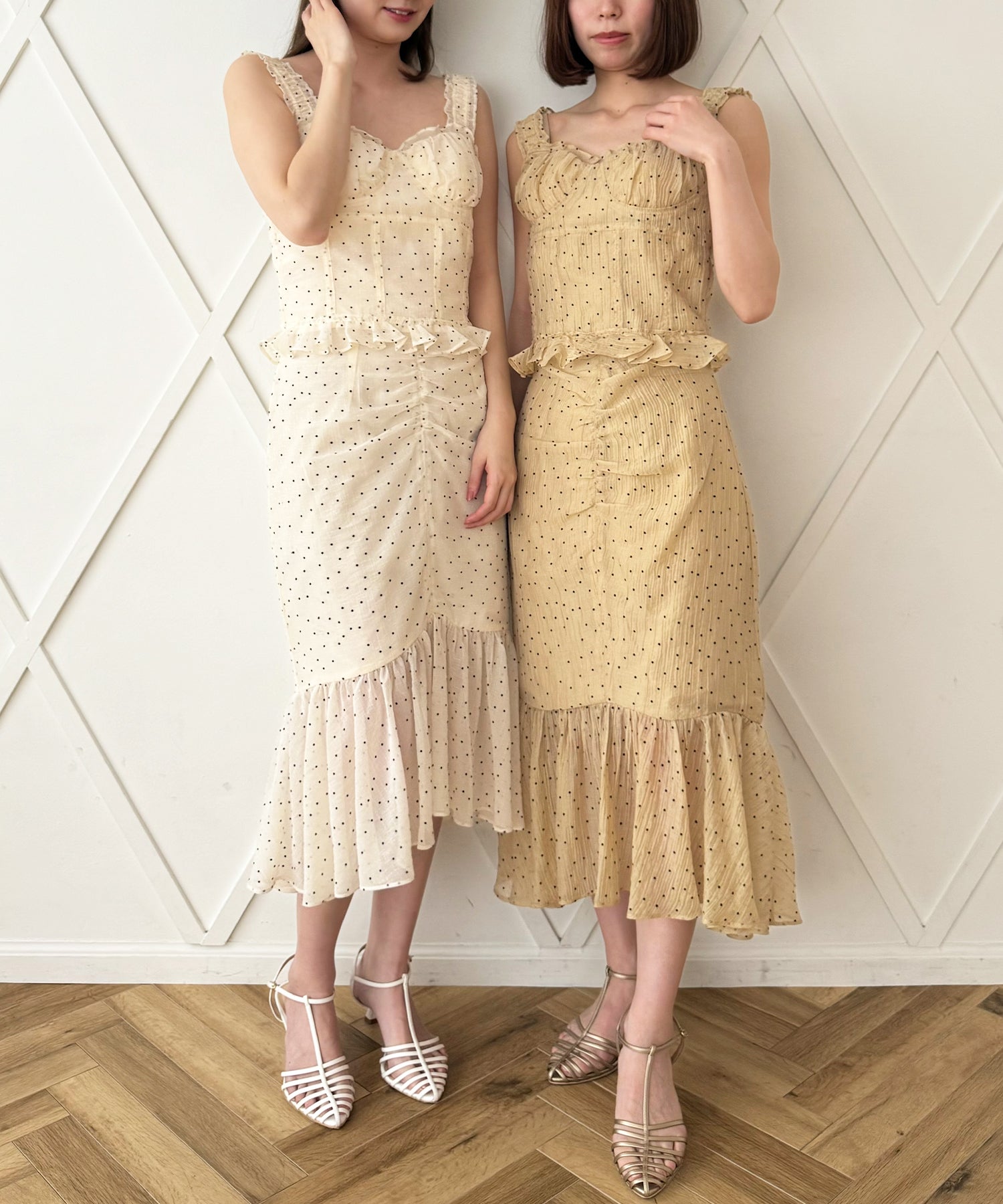 植絨圓點緊身胸衣