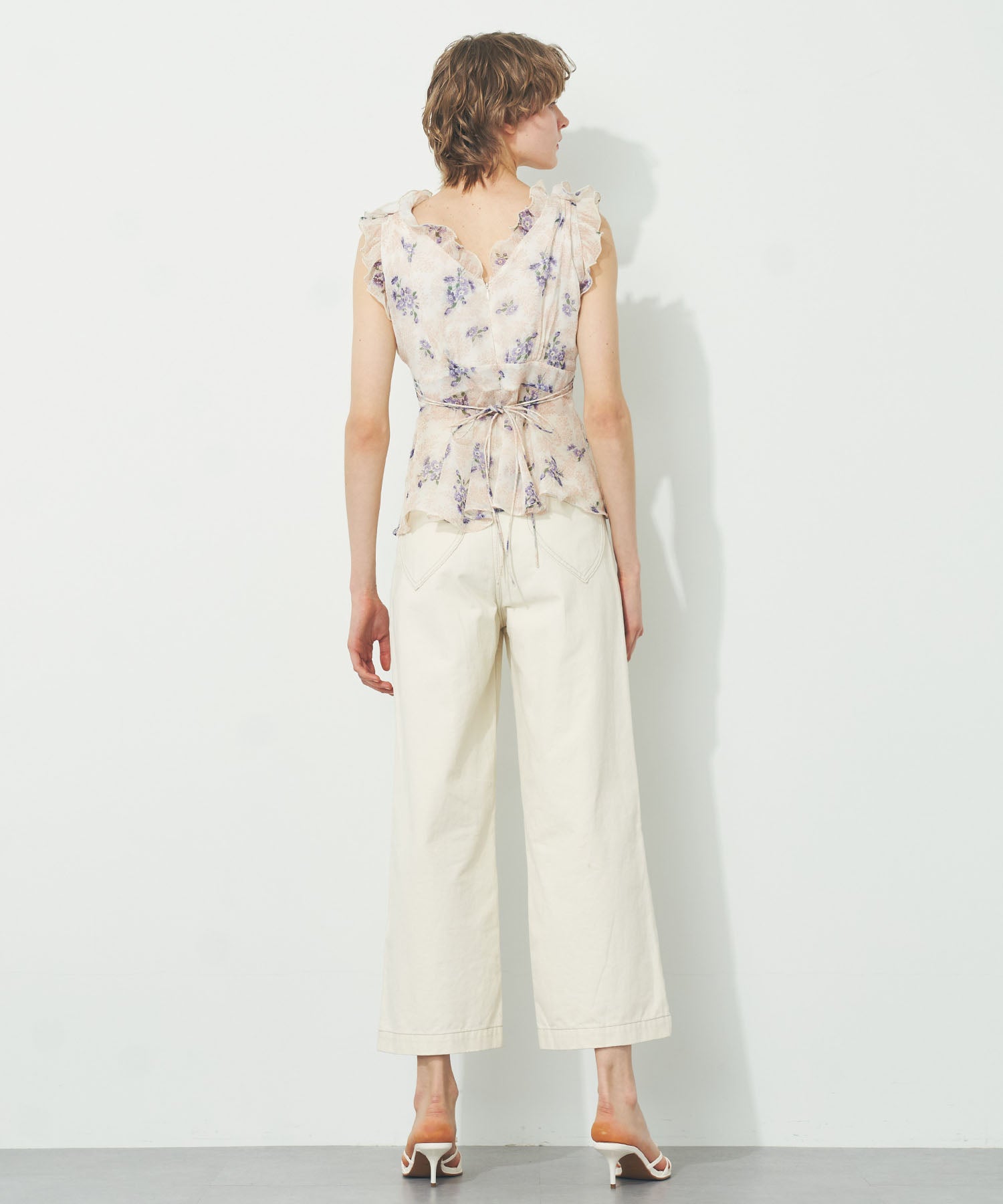 エンドレッシーフリルブラウス