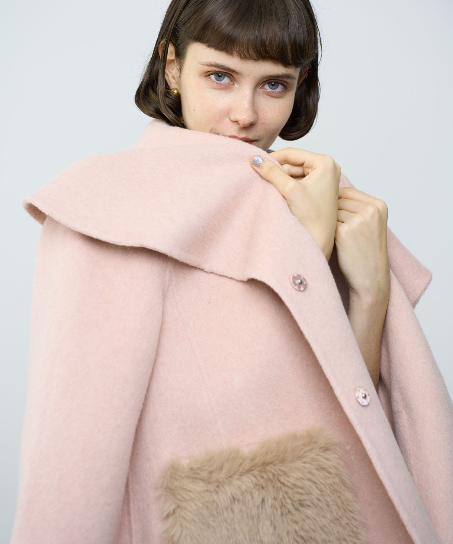 毛皮口袋喇叭外套