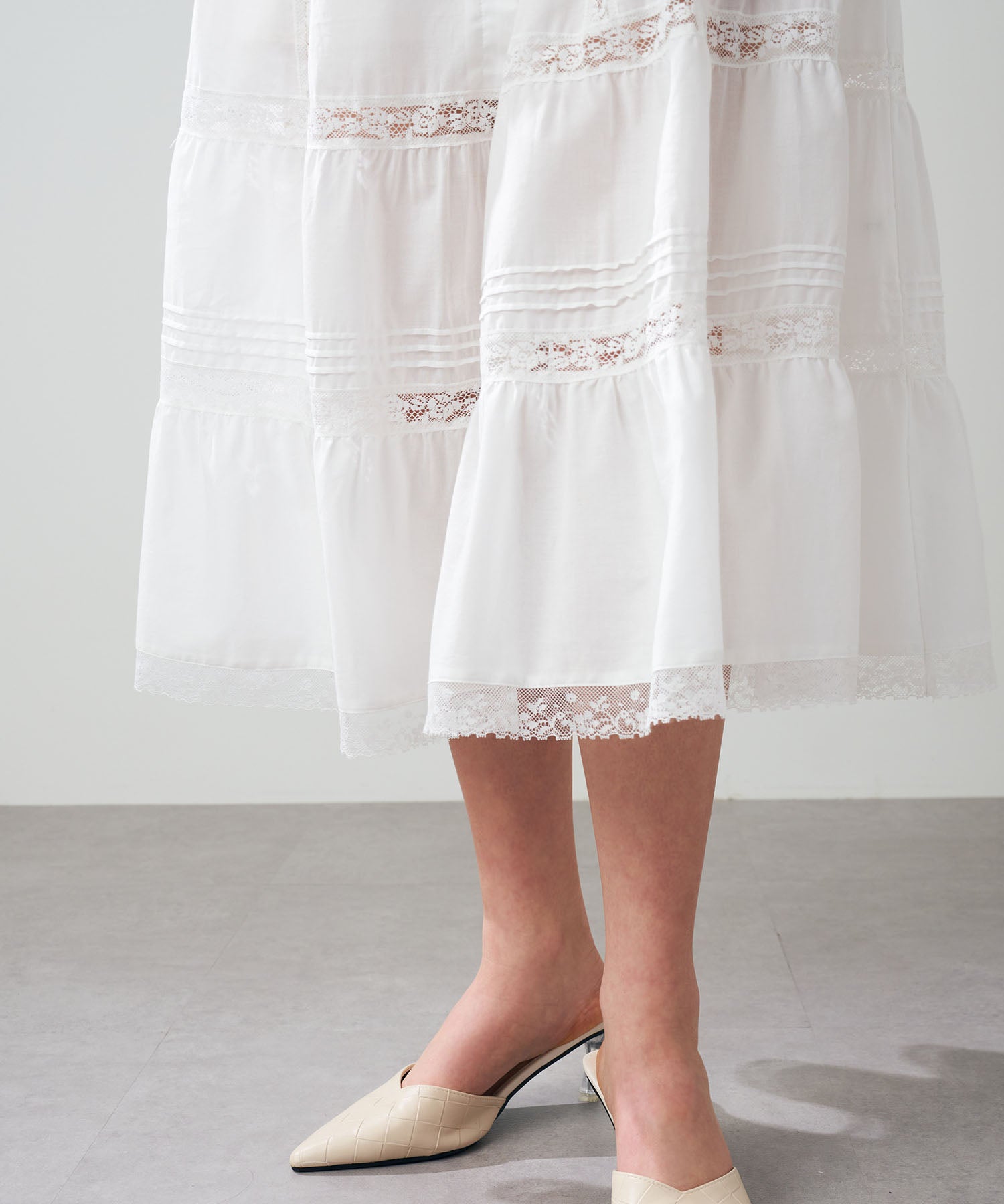 レースミックスフレアワンピース