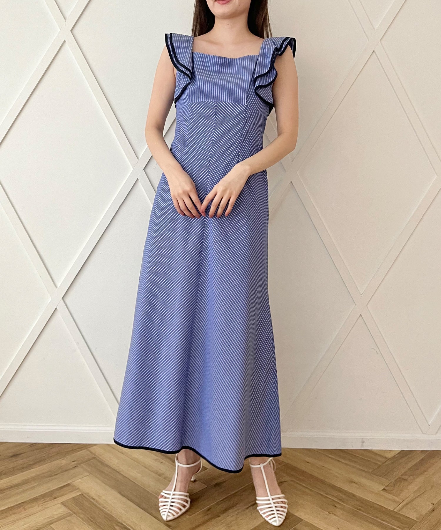 Frill shoulder dress