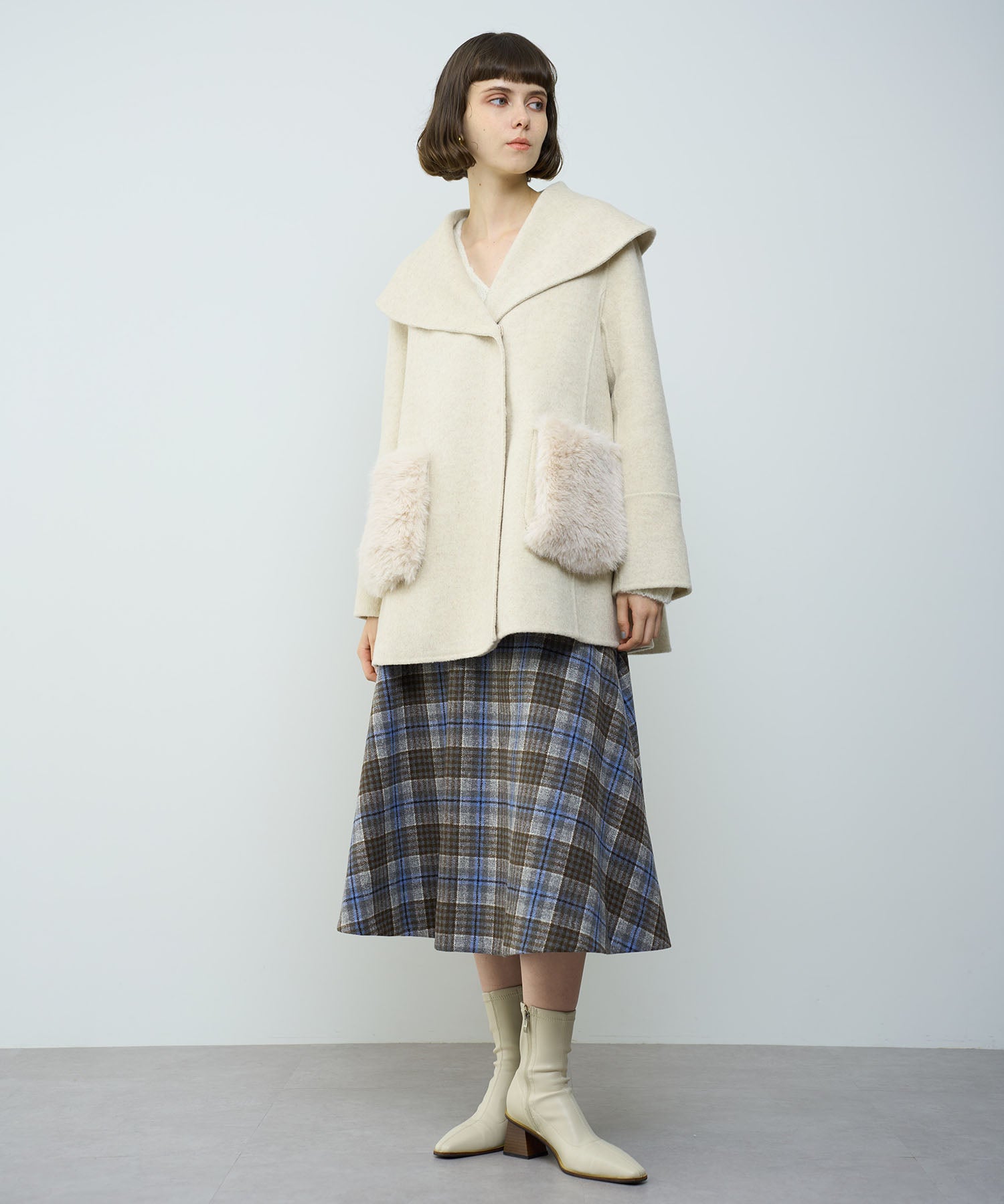 毛皮口袋喇叭外套