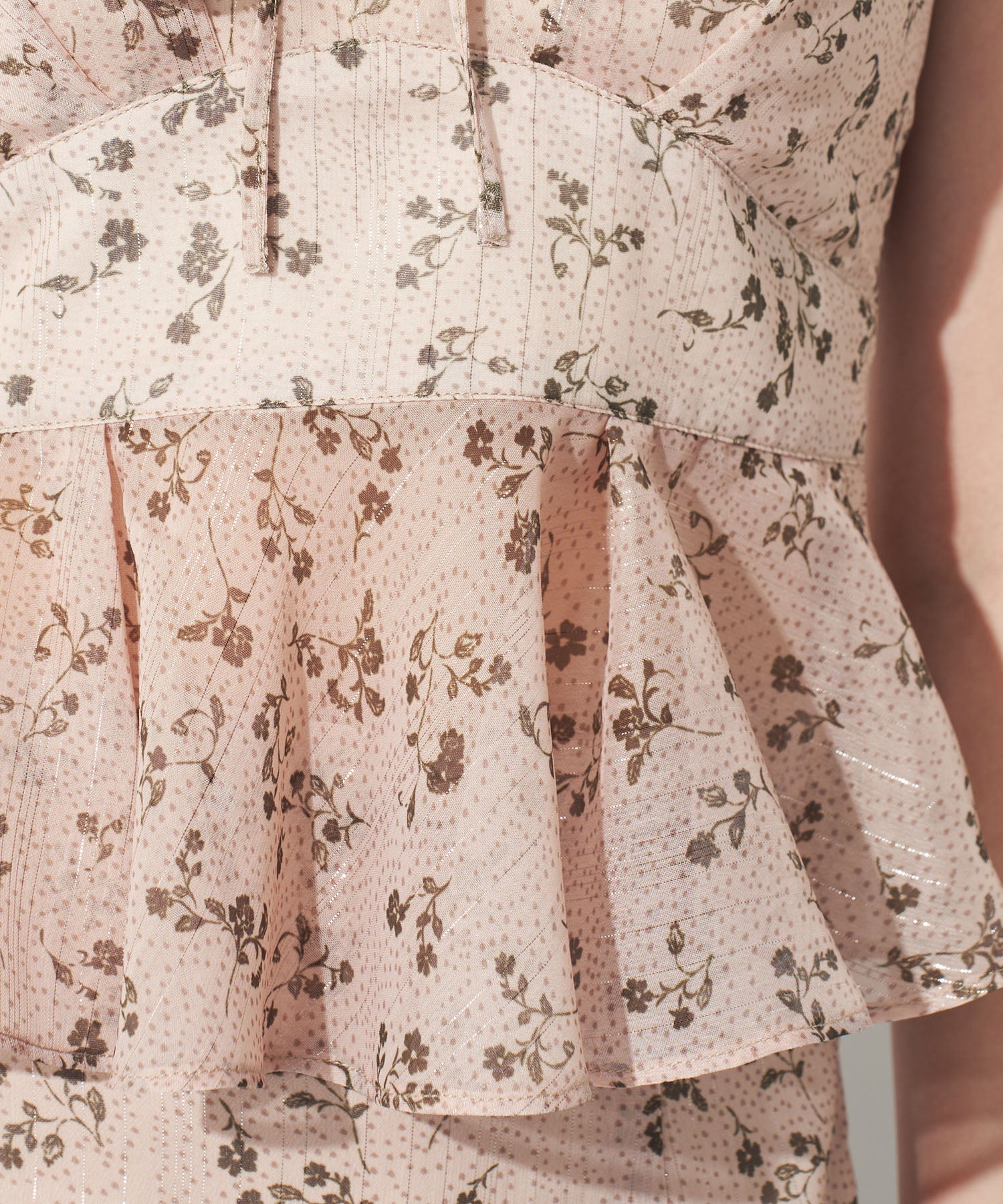 ラメドットフルールブラウス