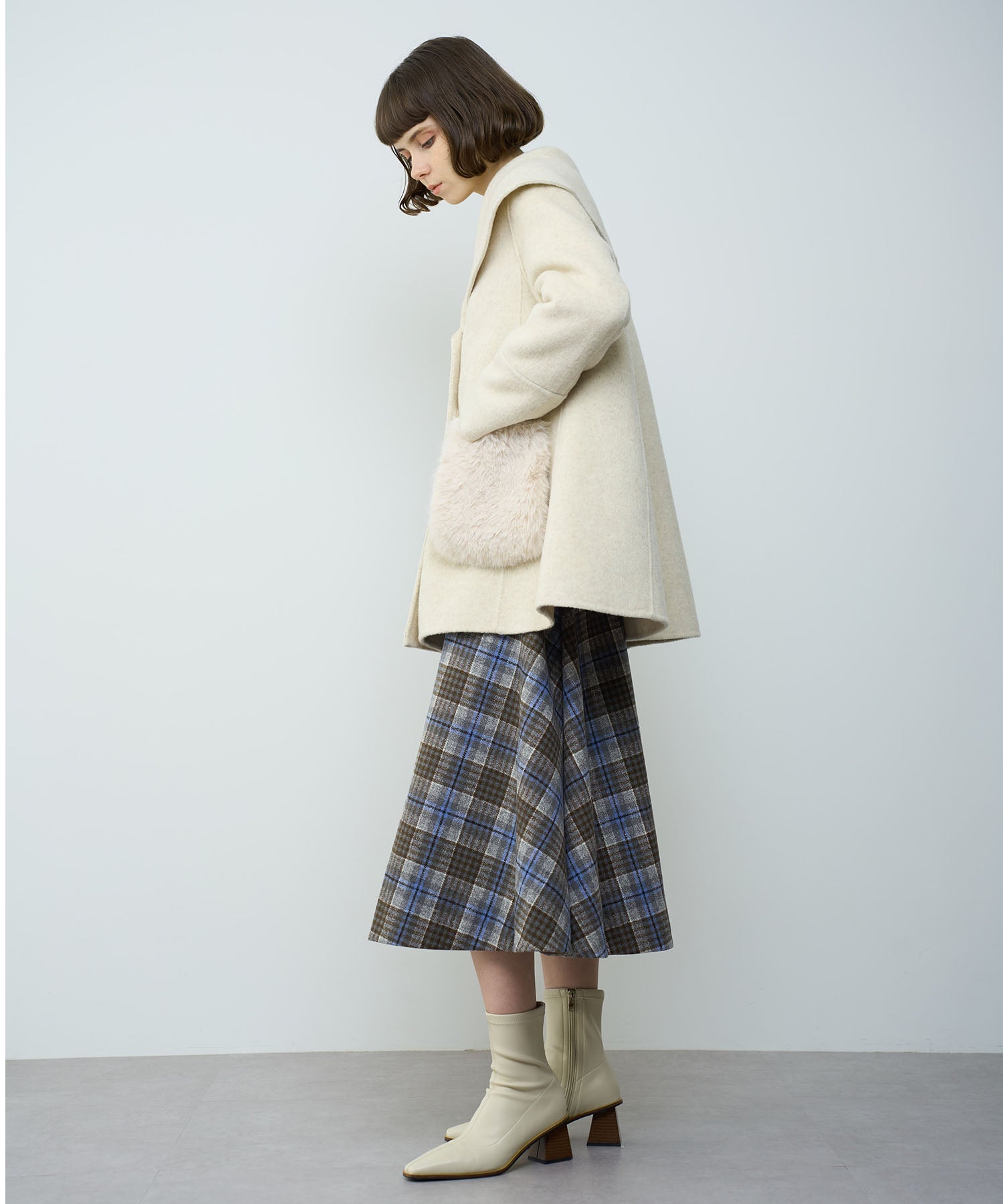 毛皮口袋喇叭外套