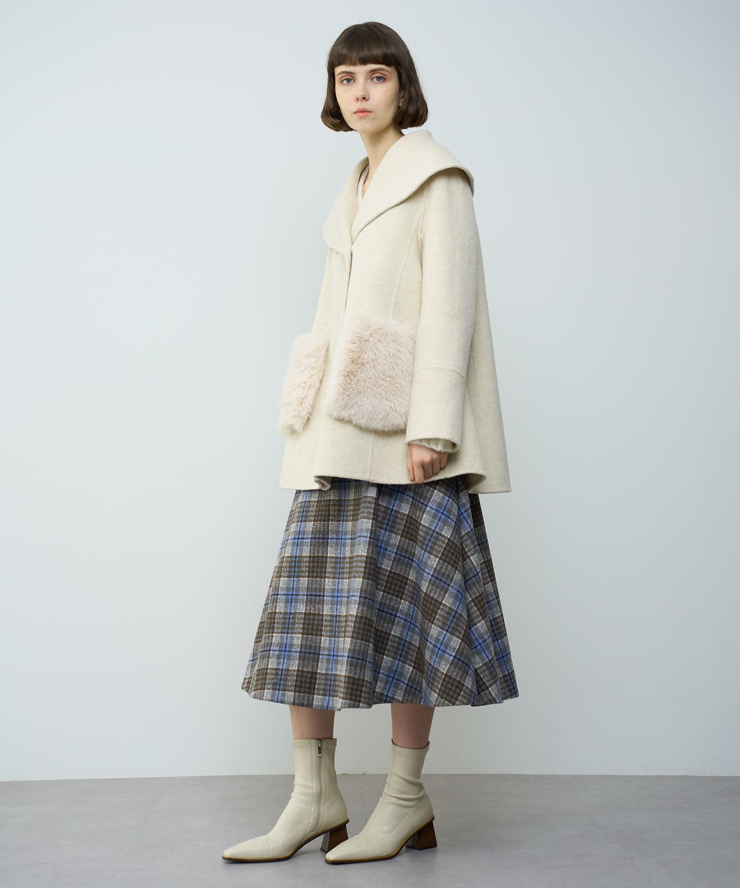 毛皮口袋喇叭外套