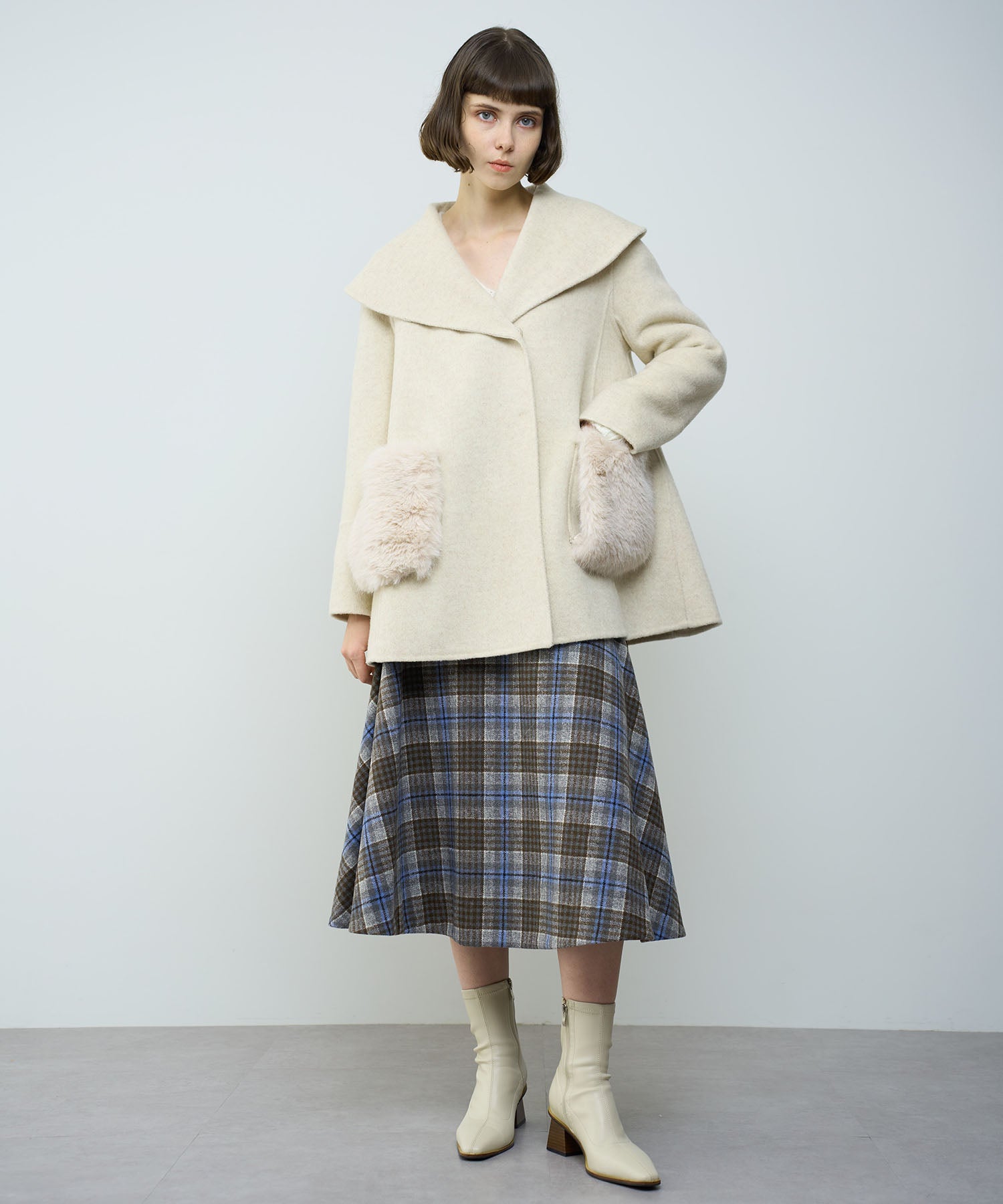 毛皮口袋喇叭外套