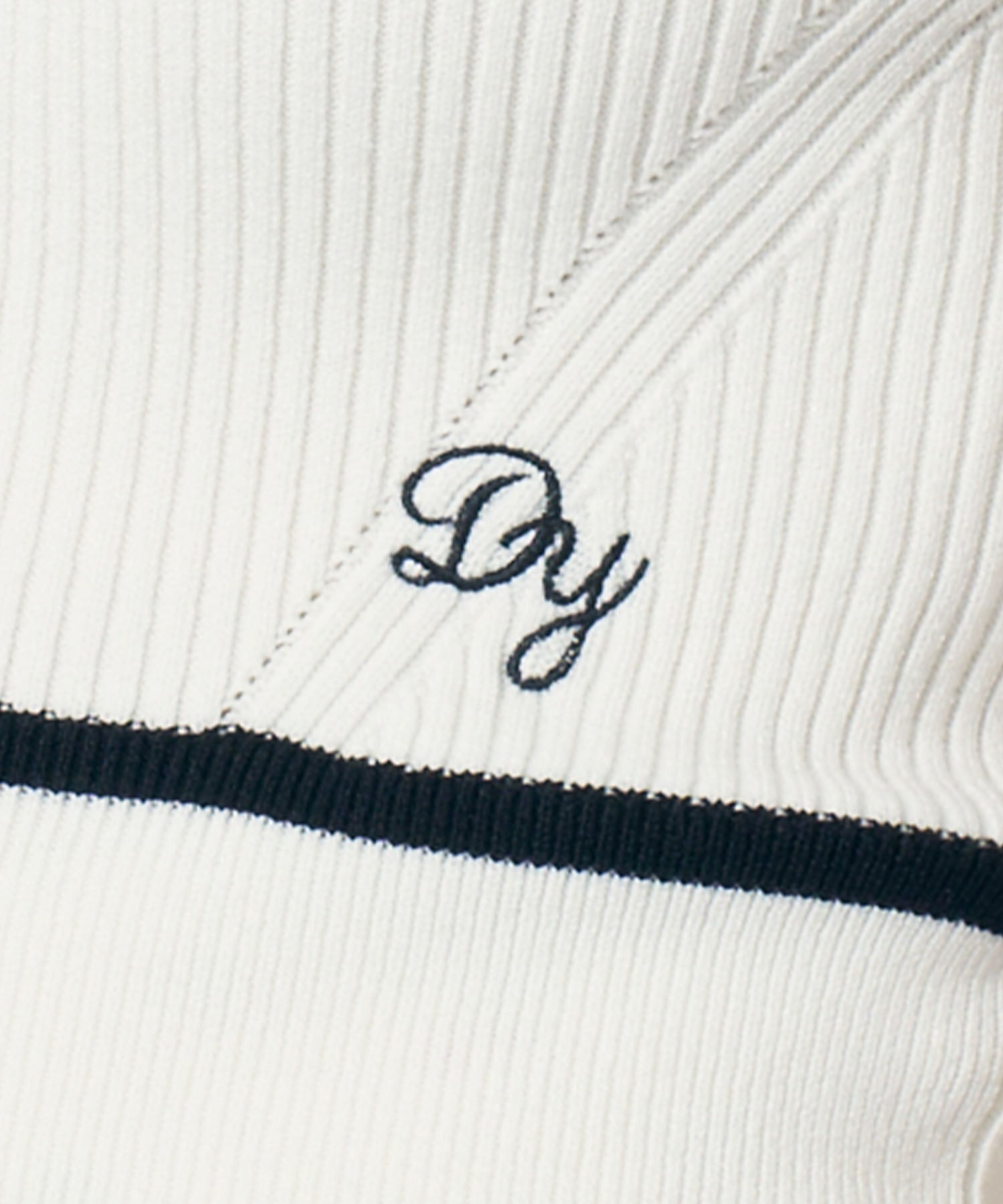 スクエアネックリブニット