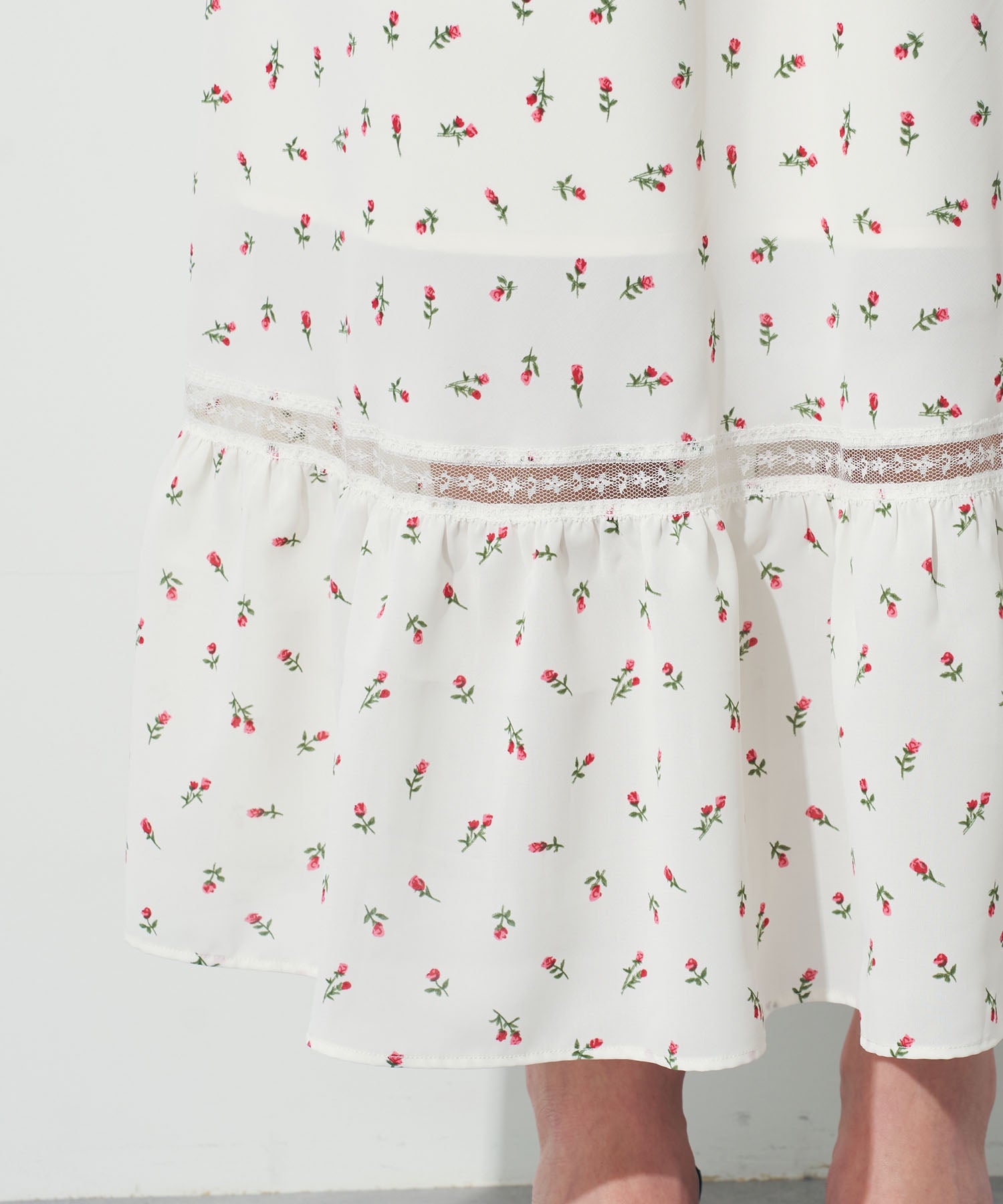 ミニフラワーレーススカート