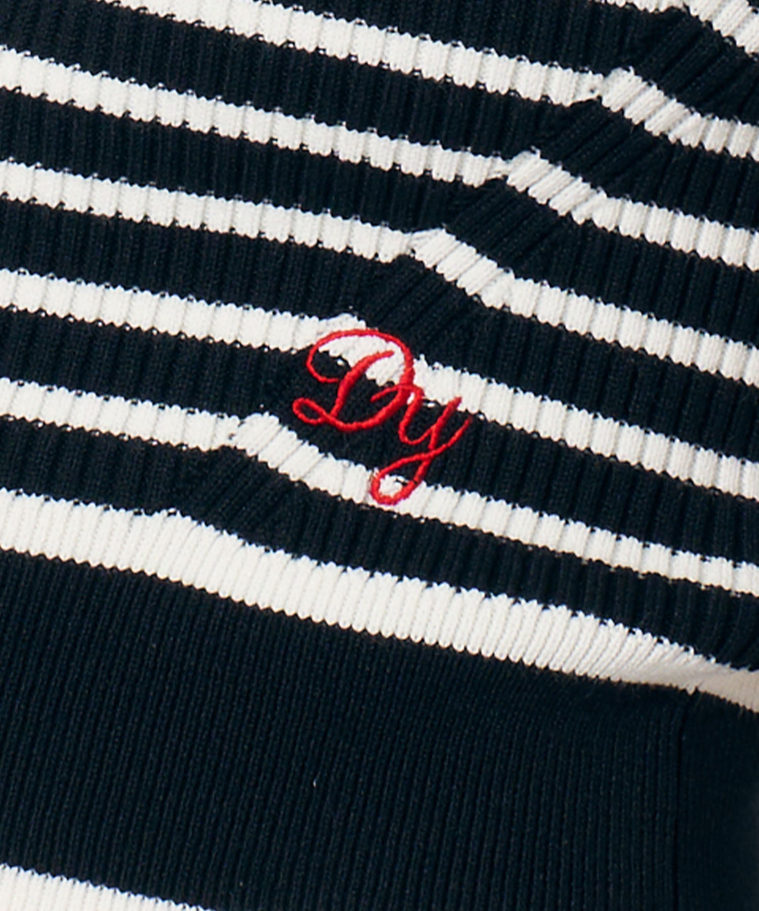 スクエアネックリブニット