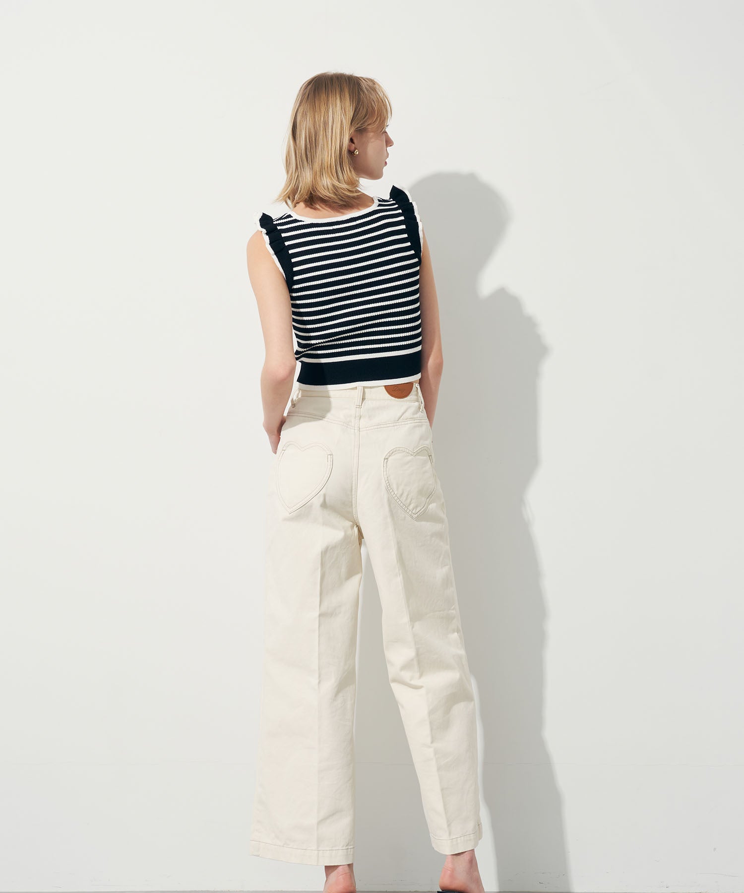 スクエアネックリブニット