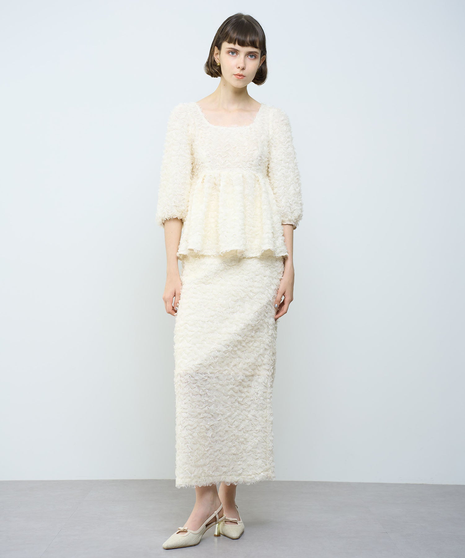 刺繡蕾絲半身裙