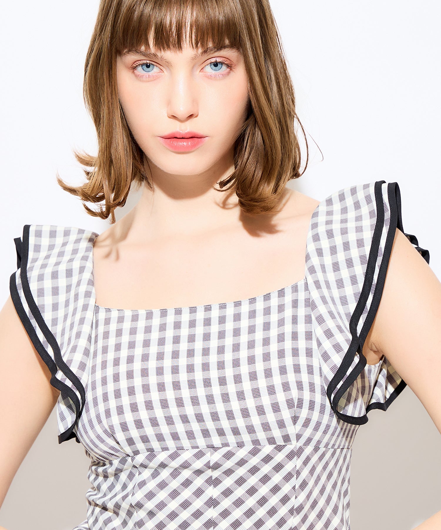 Frill shoulder dress