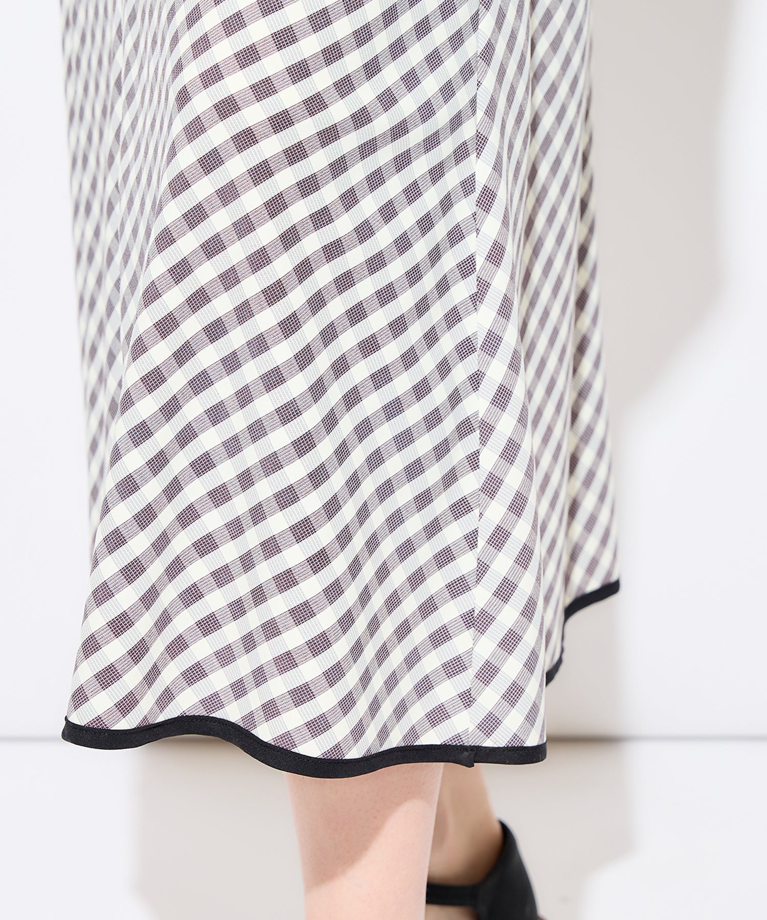 Frill shoulder dress