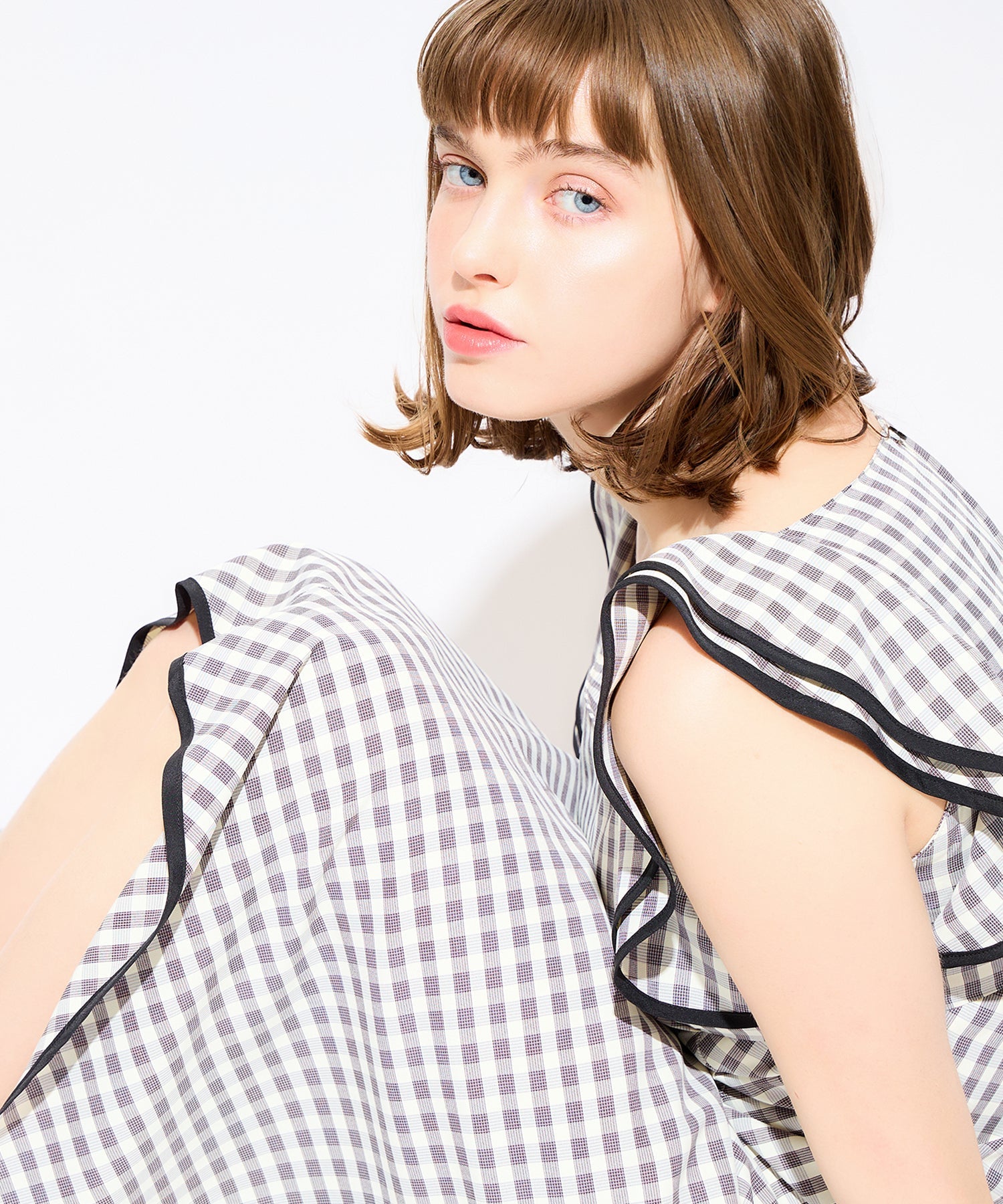Frill shoulder dress