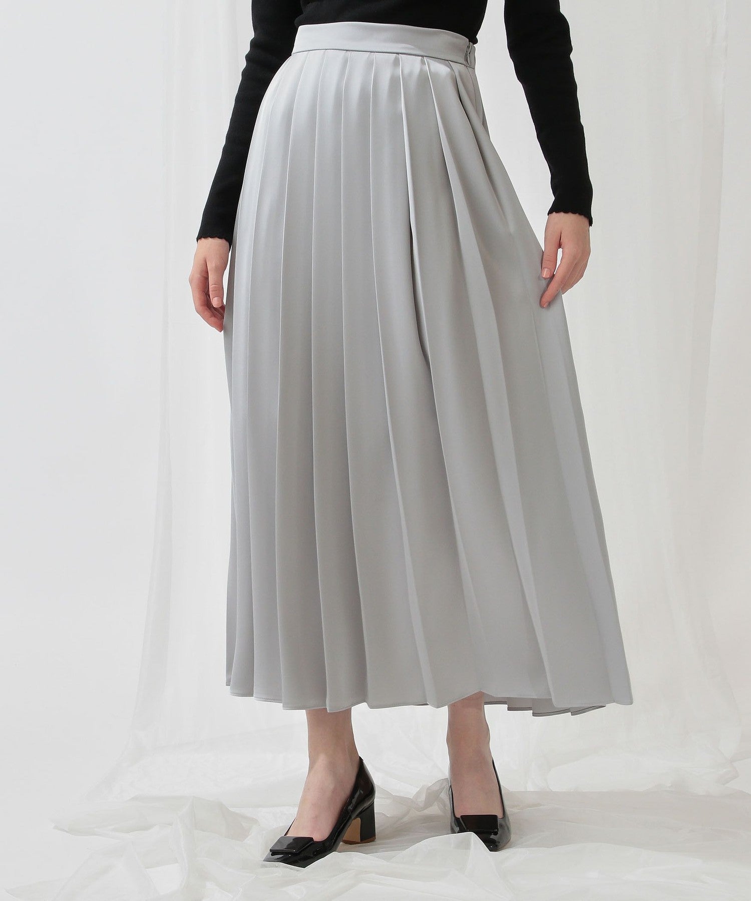 Satin pleated midi skirt
