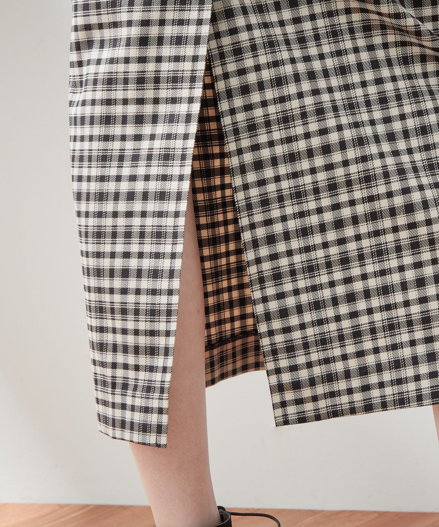 High waist check long skirt