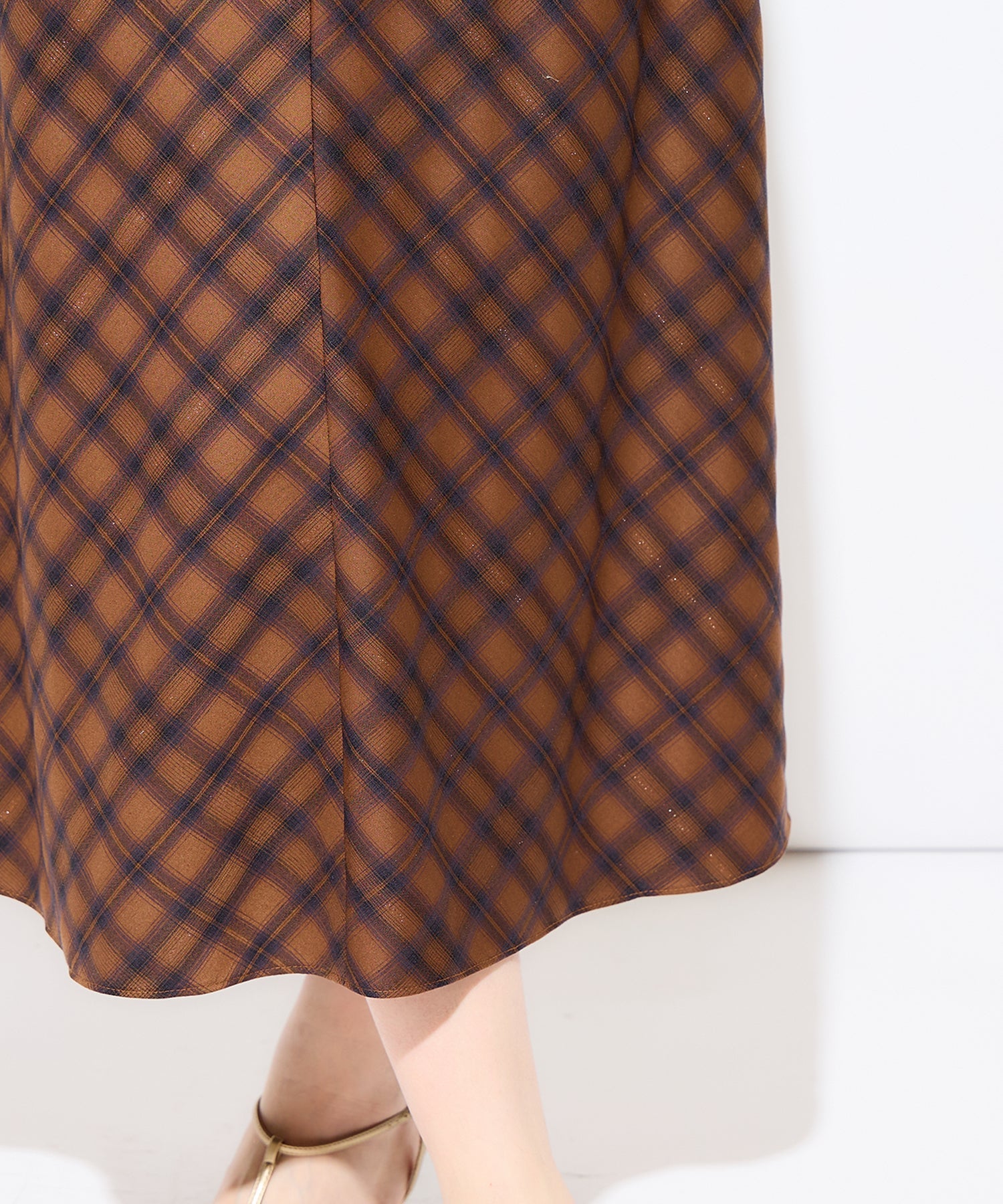 蹩腳格紋吊帶半身裙