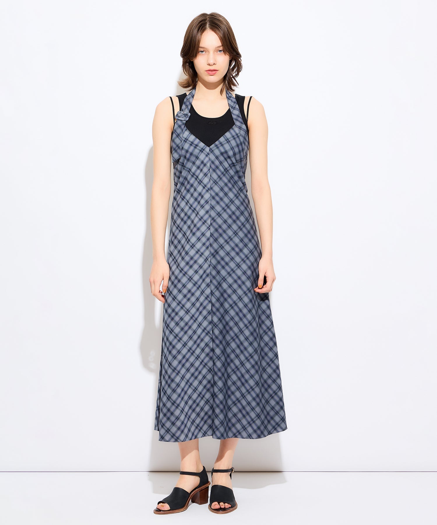 蹩腳格紋吊帶半身裙