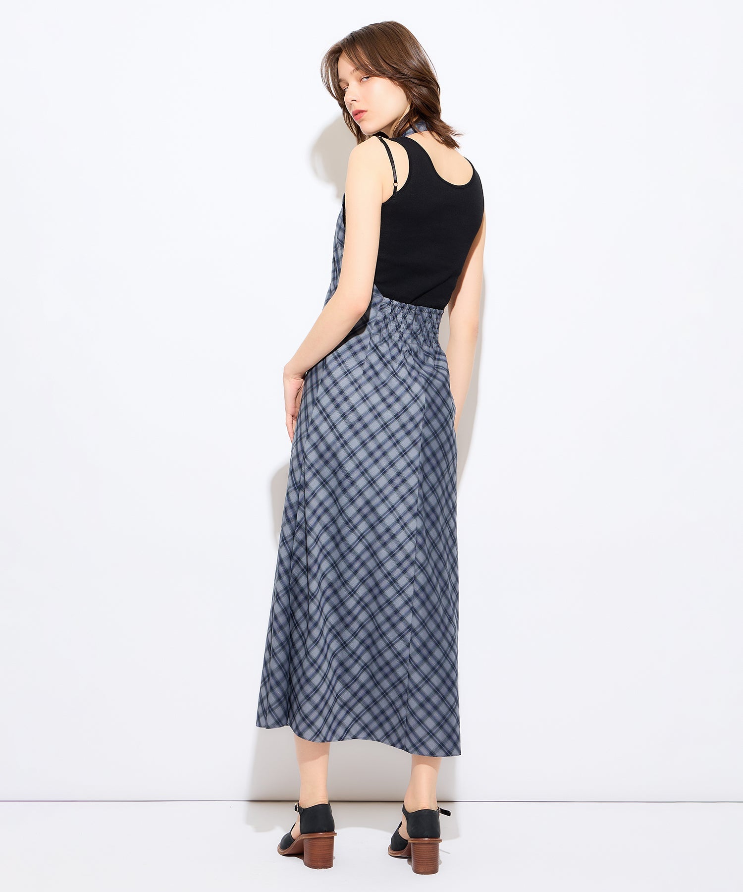 蹩腳格紋吊帶半身裙