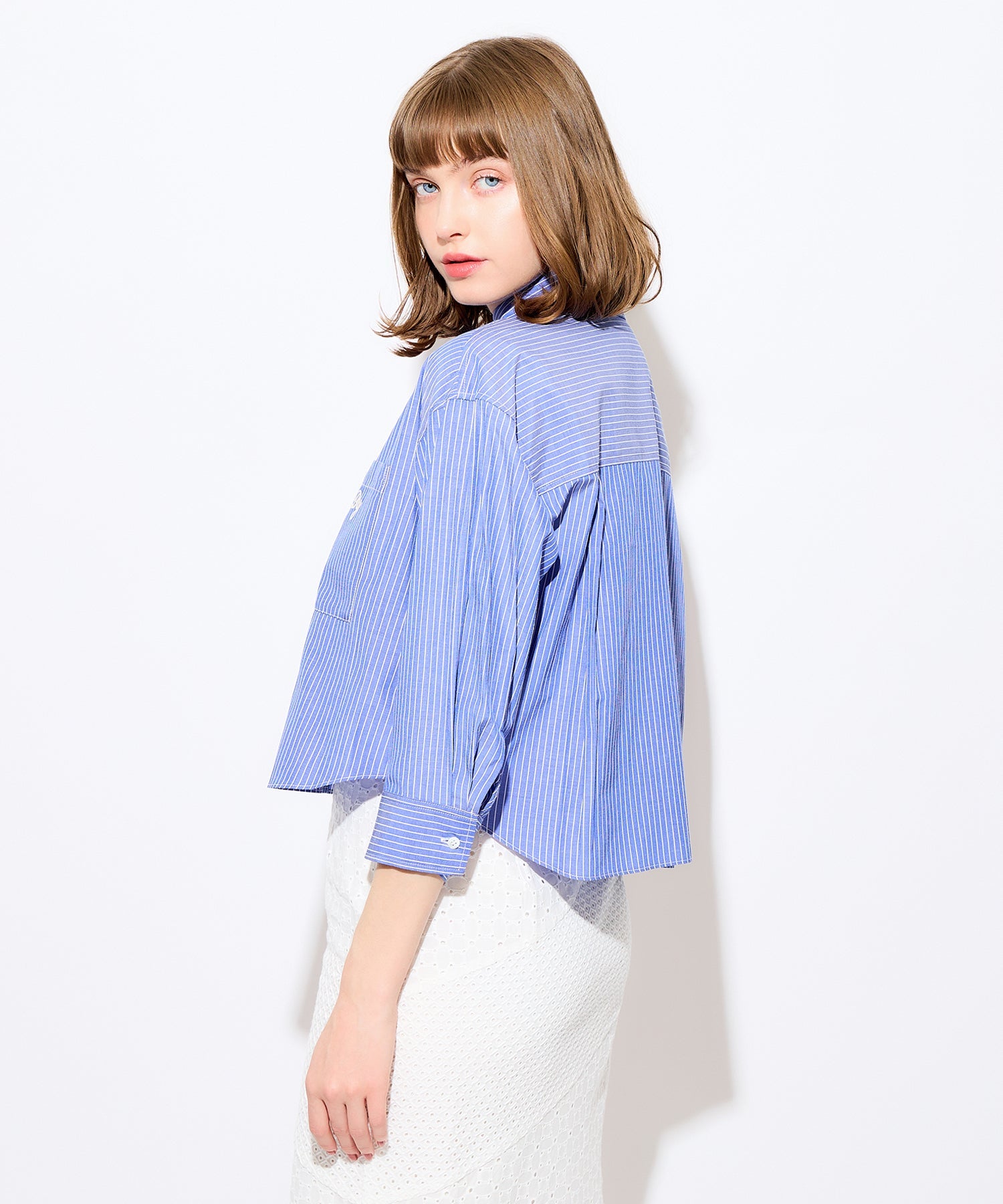條紋短襯衫