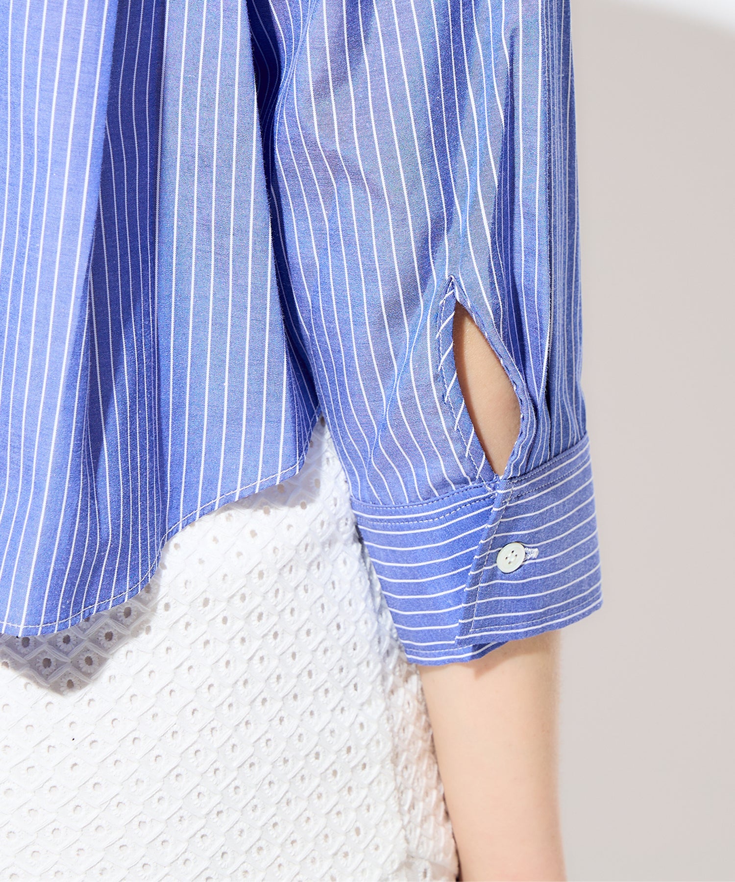 條紋短襯衫