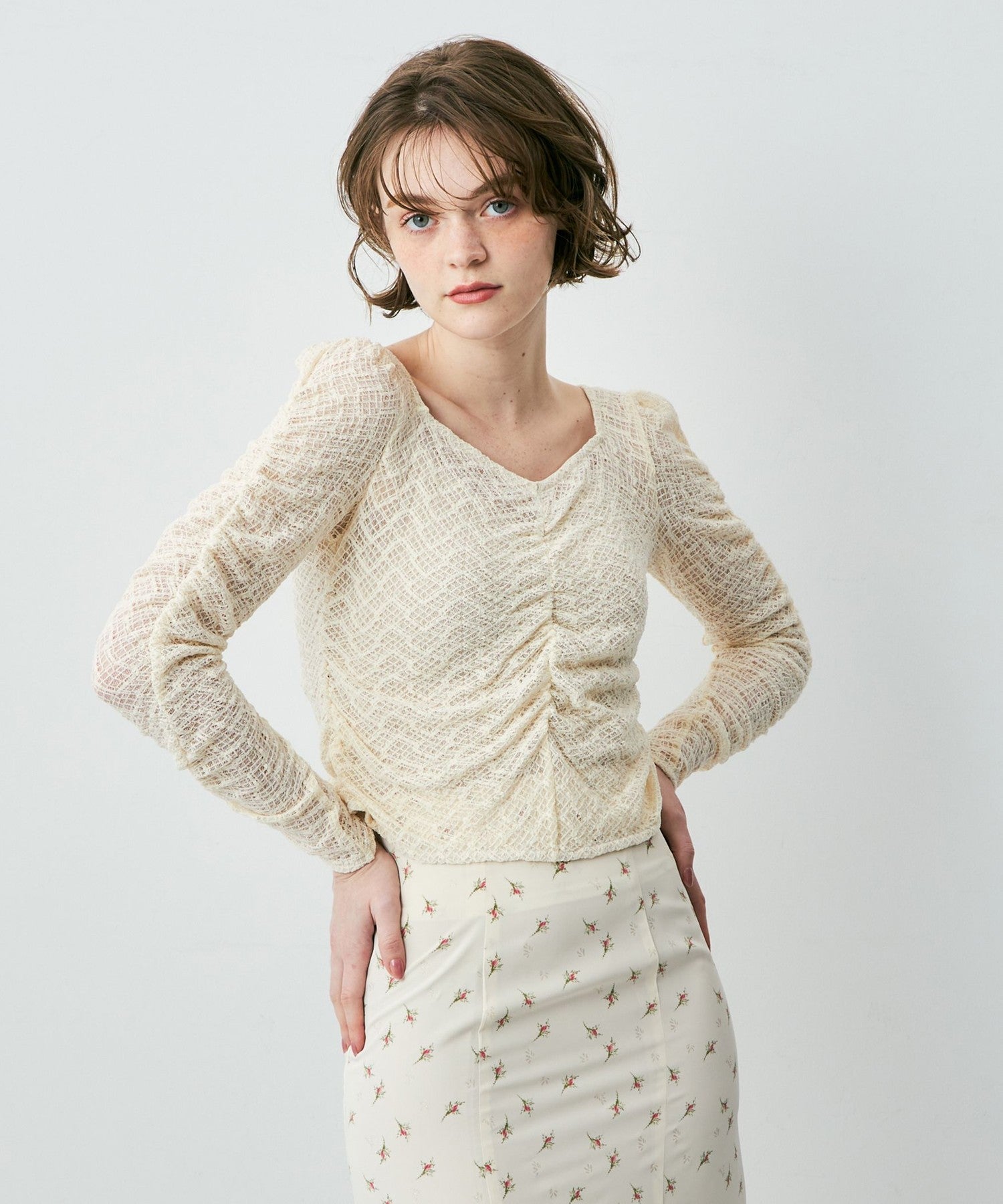Shirring lace top