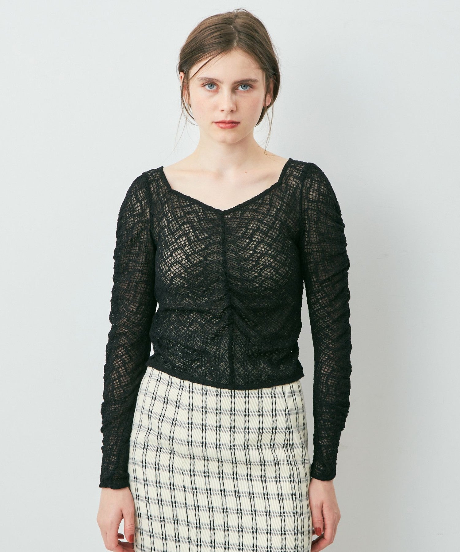 Shirring lace top