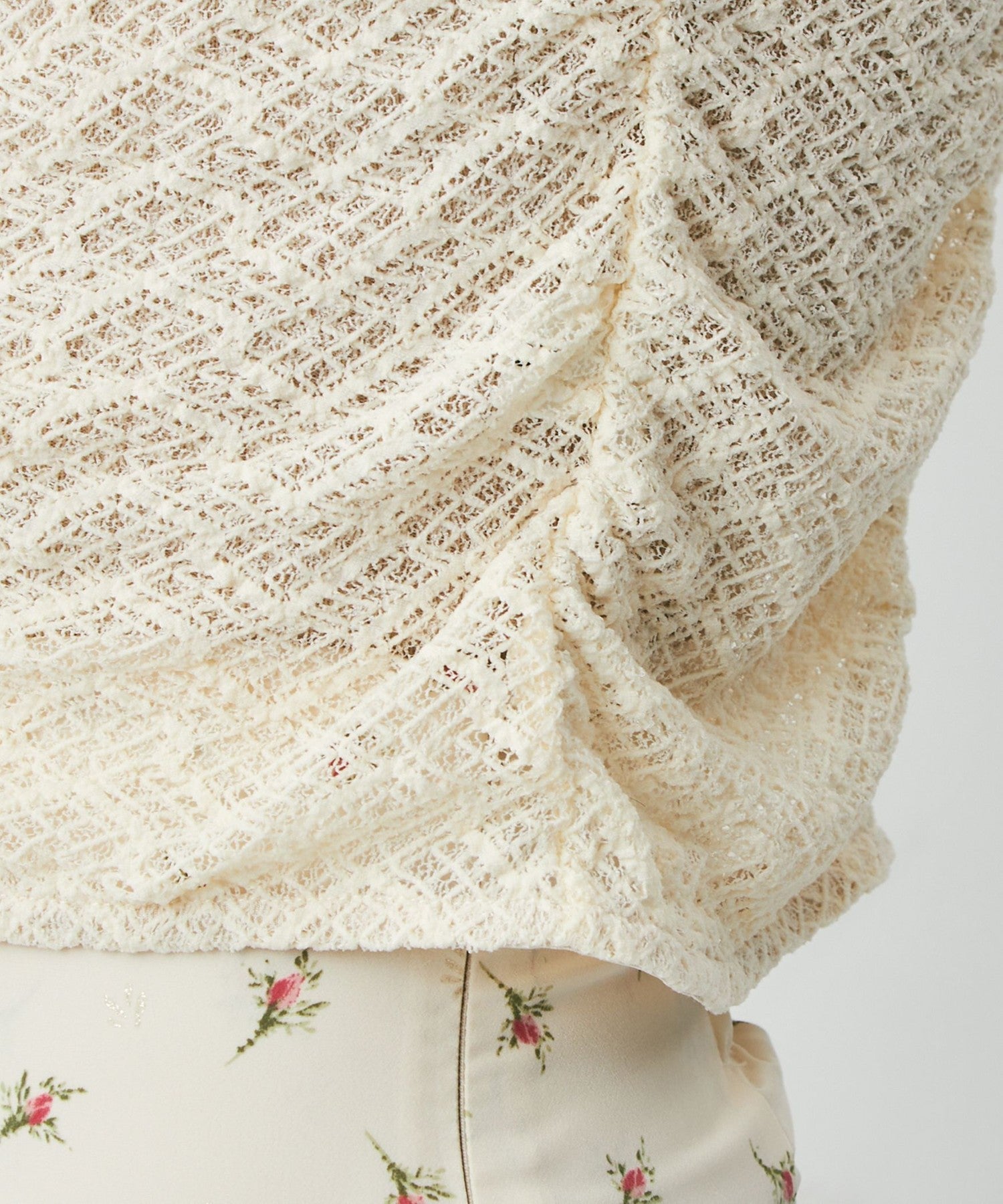 抽褶花邊裁剪和縫製