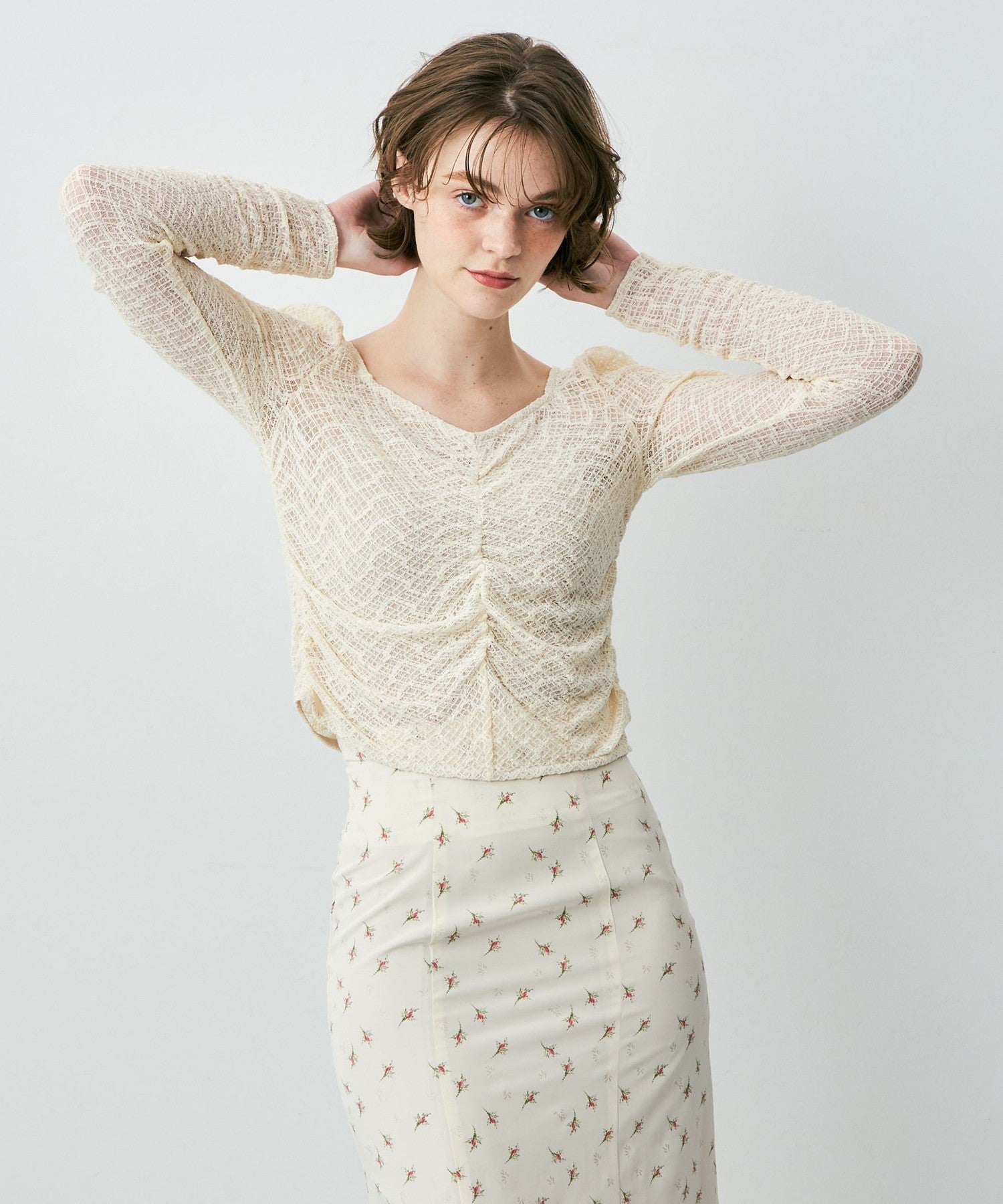 抽褶花邊裁剪和縫製