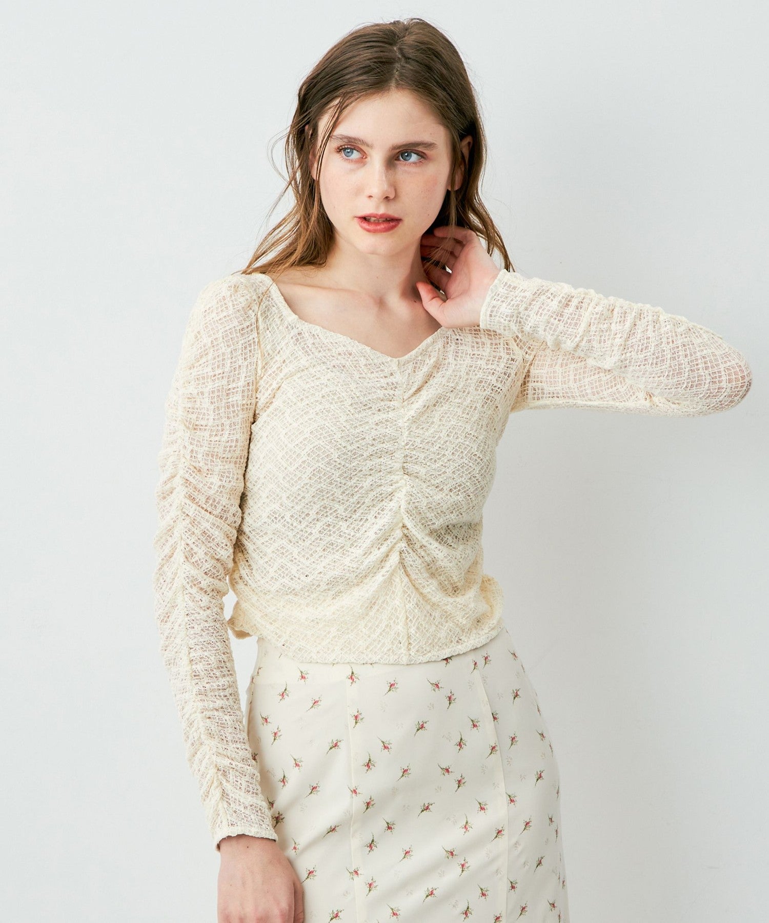 Shirring lace top