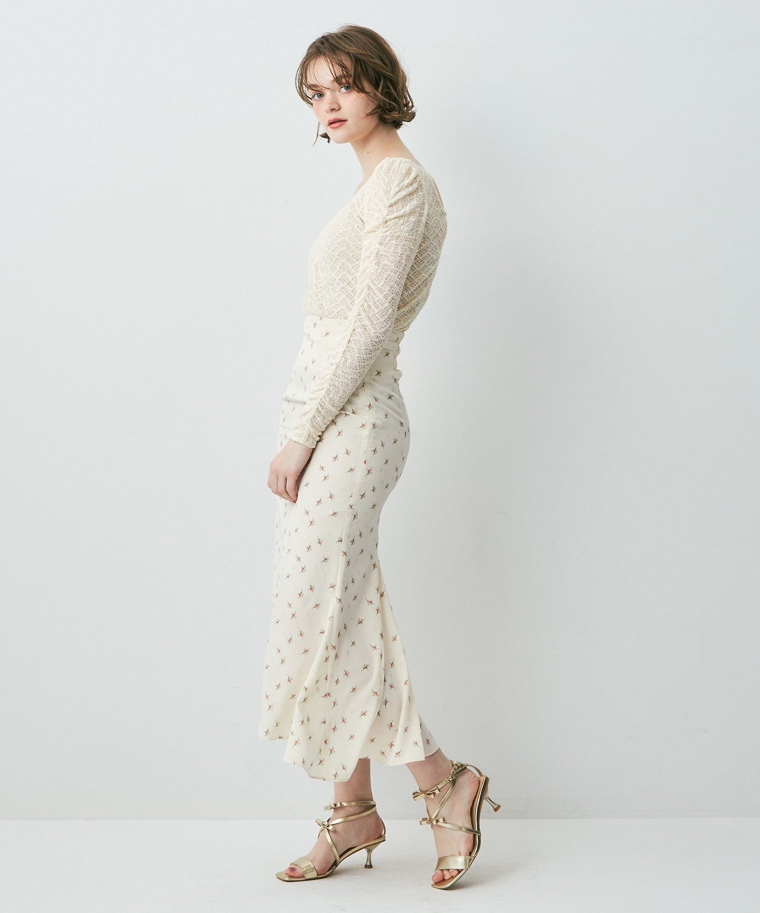 Shirring lace top