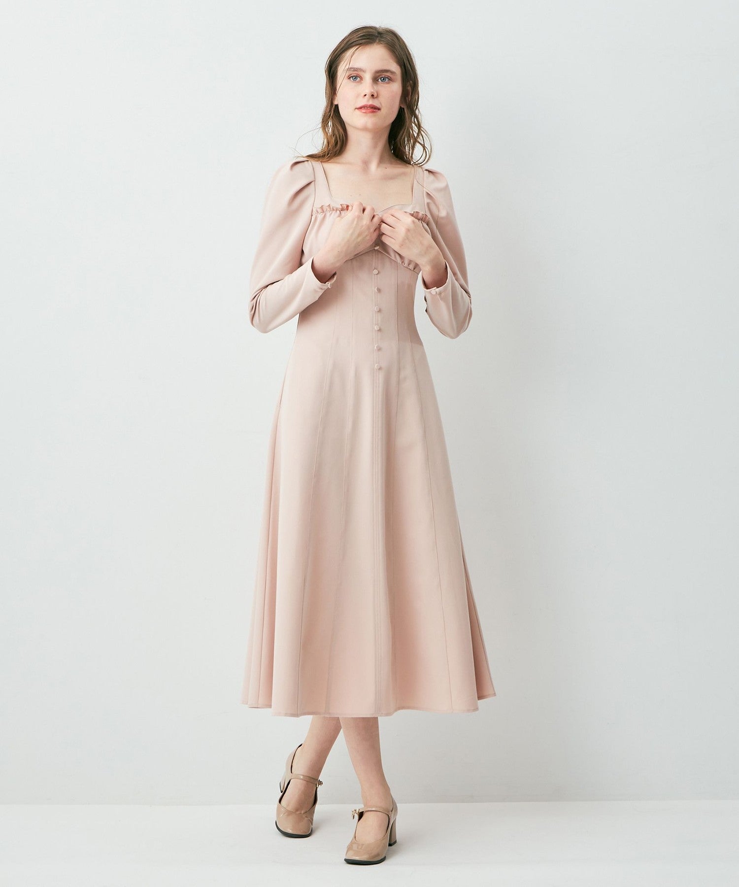 緊身胸衣荷葉邊連身裙