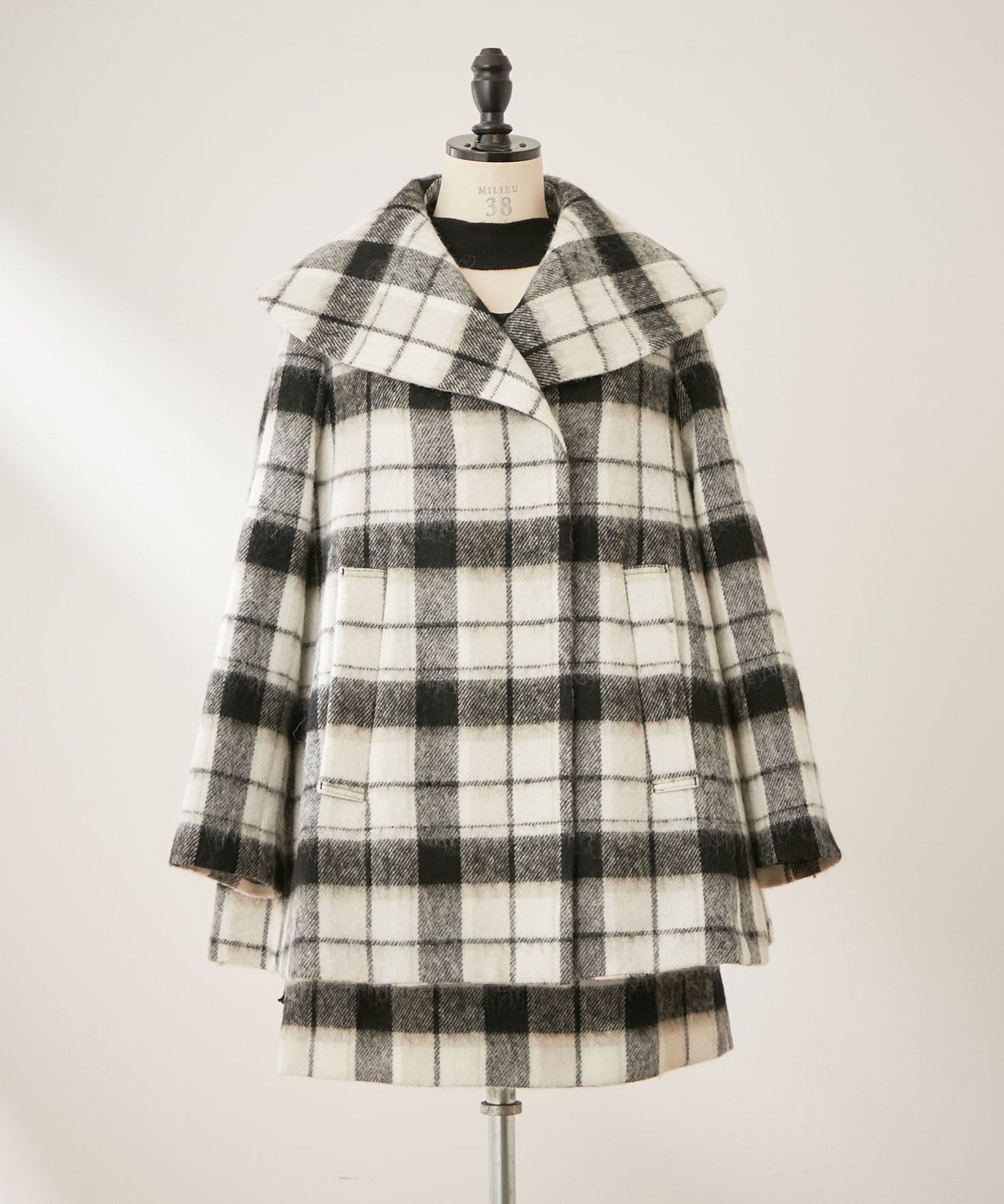 Shaggy check flare coat