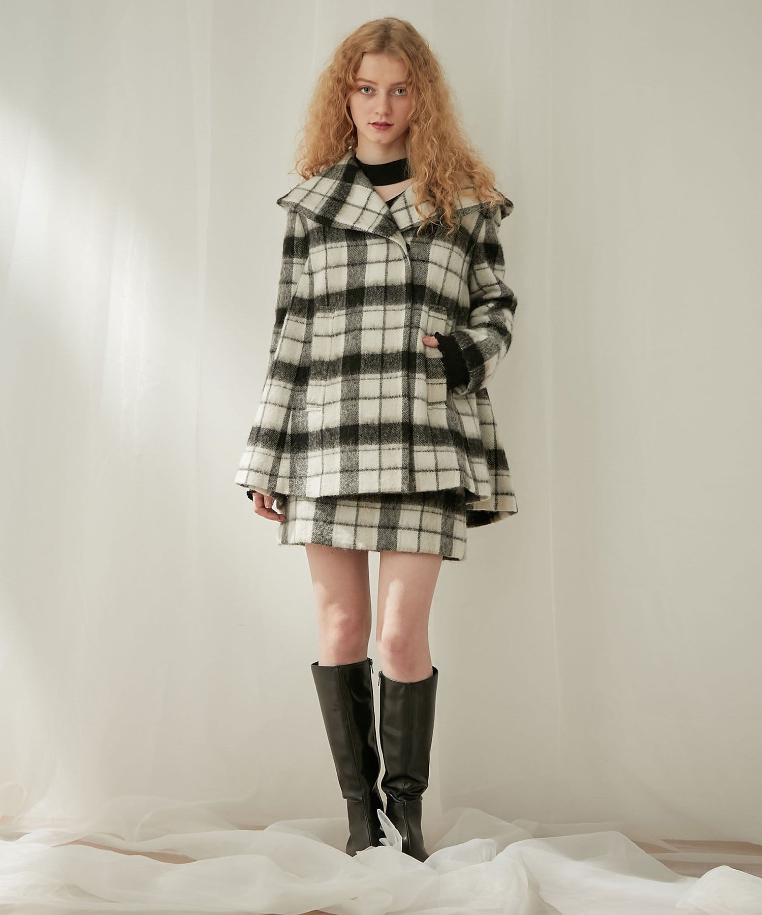 Shaggy check flare coat