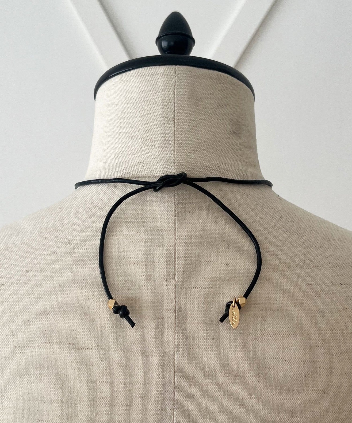 Ettika 心型吊墜項鍊