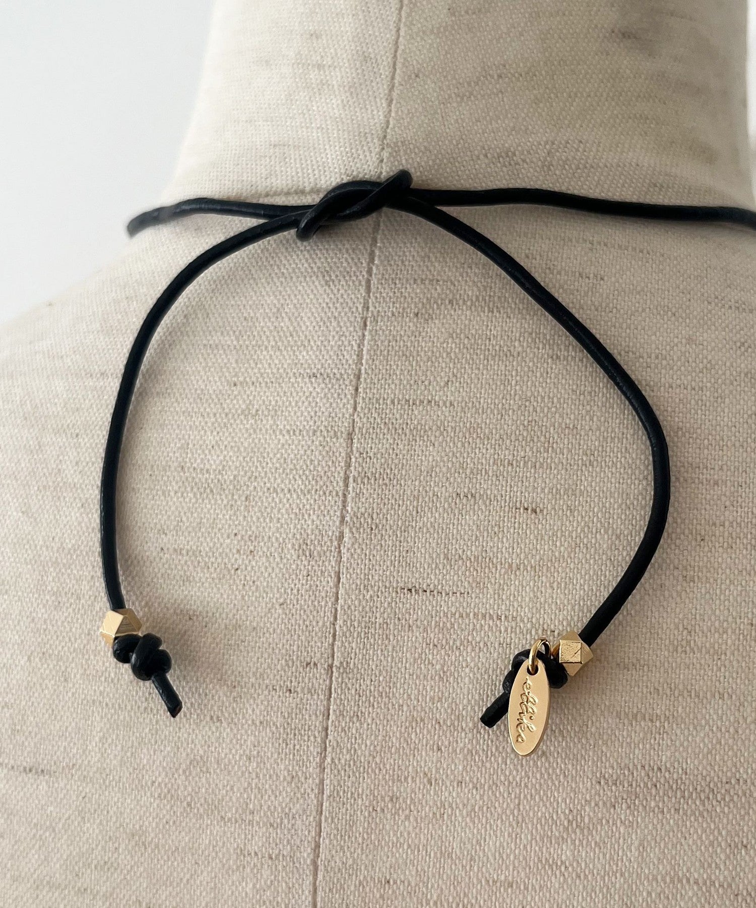 Ettika 心型吊墜項鍊