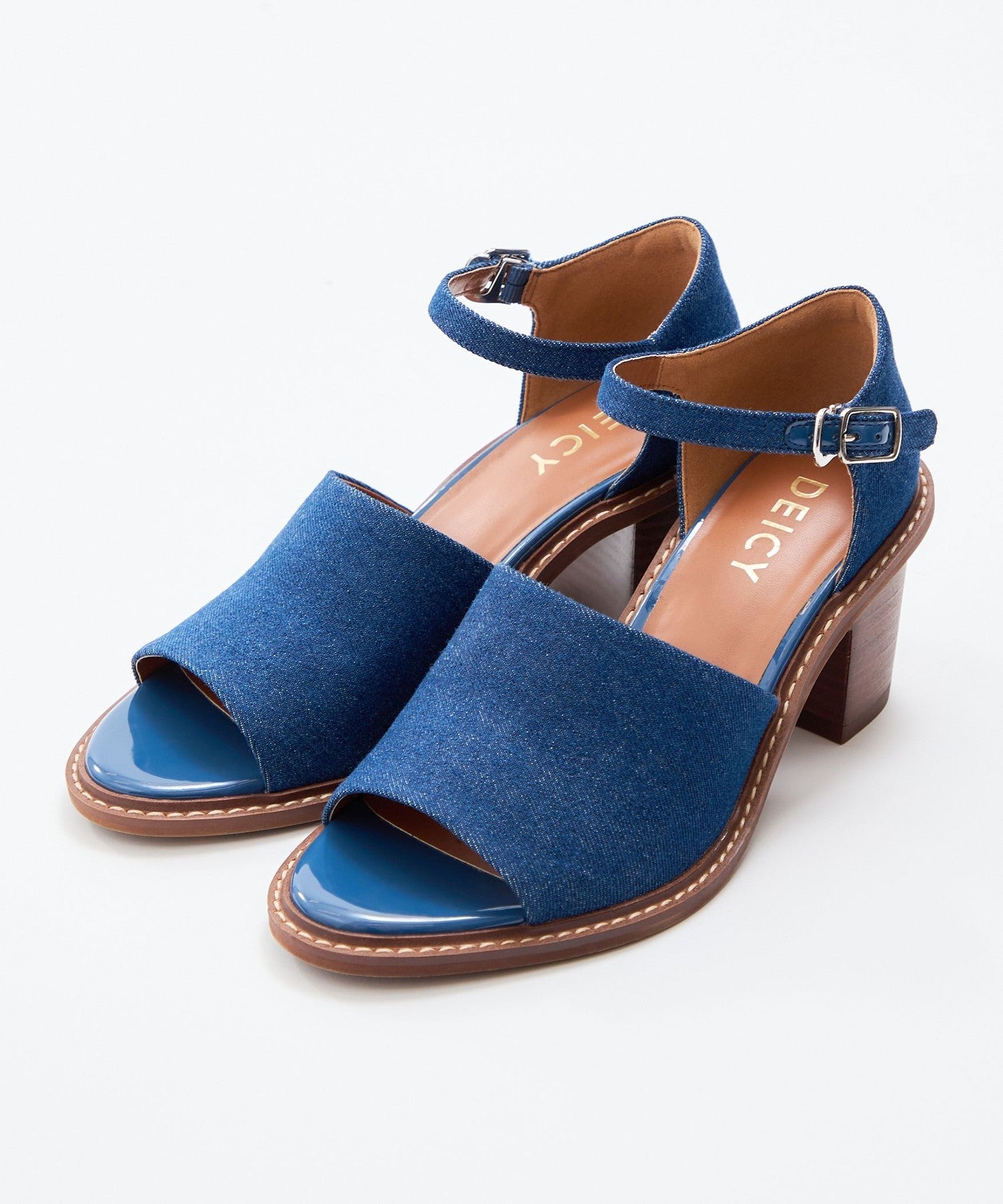 アンクルストラップサンダル 