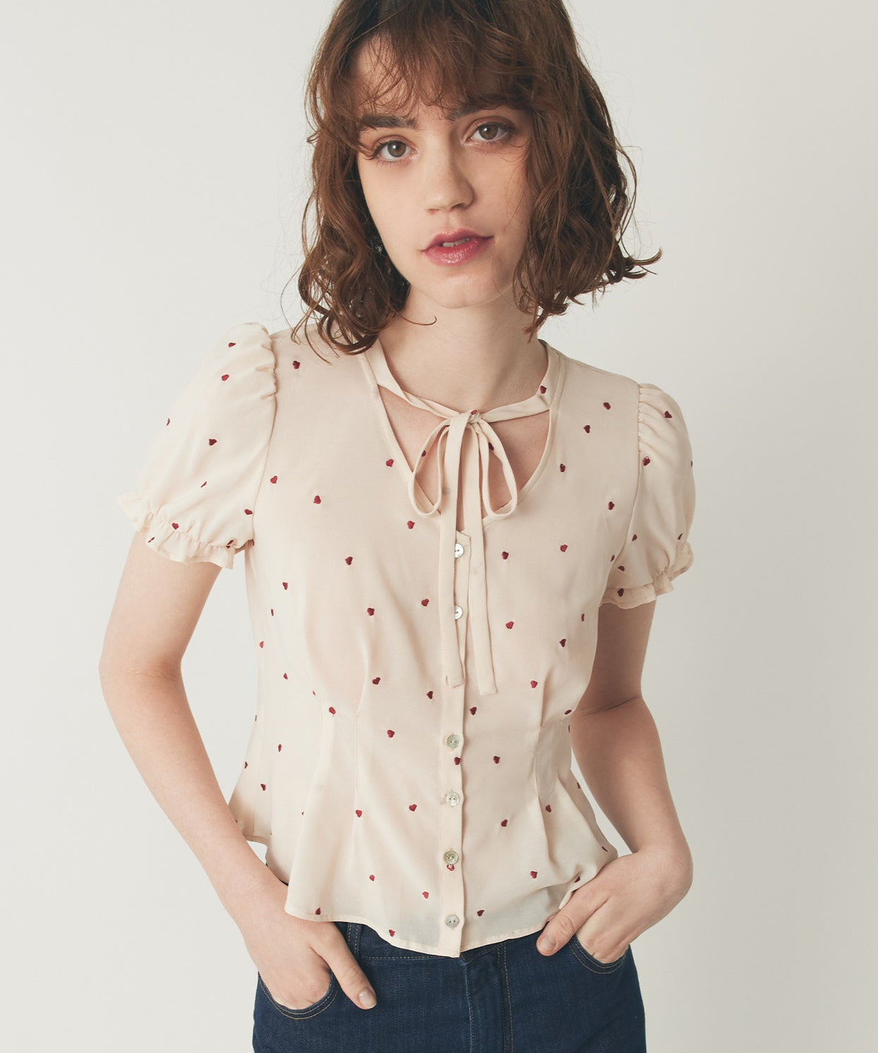 シフォンハート刺繍ブラウス