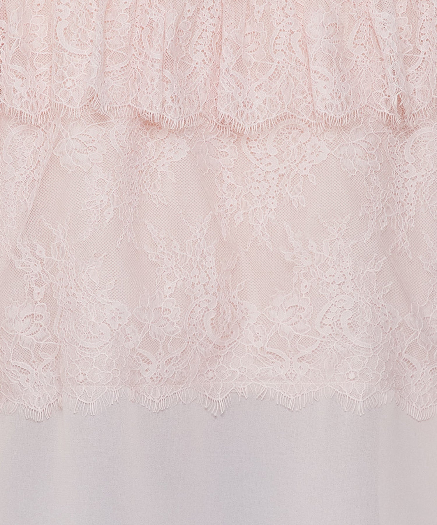 ティアードレースブラウス