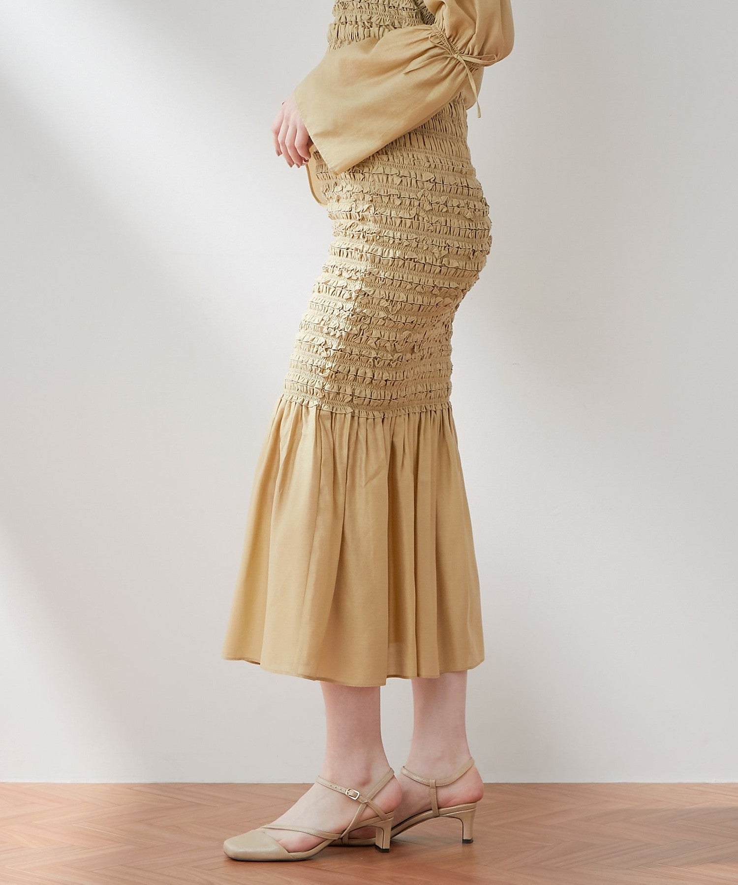 Shirred frill skirt