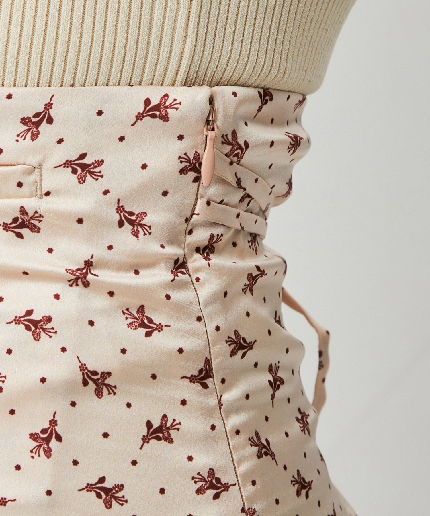 Petite Fleur 紐扣喇叭裙