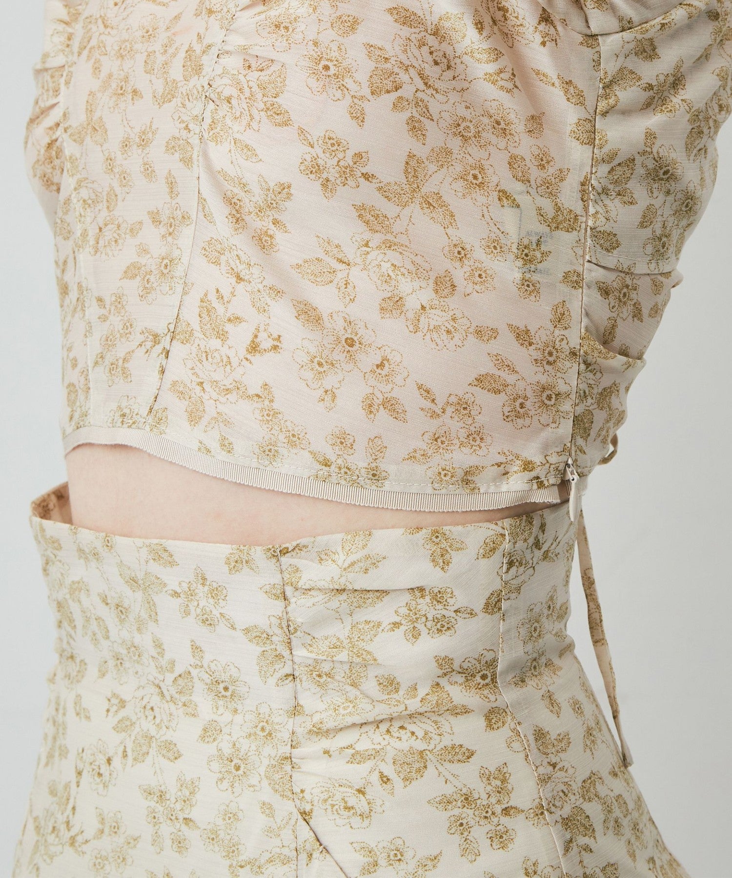 Pointier fleur blouse