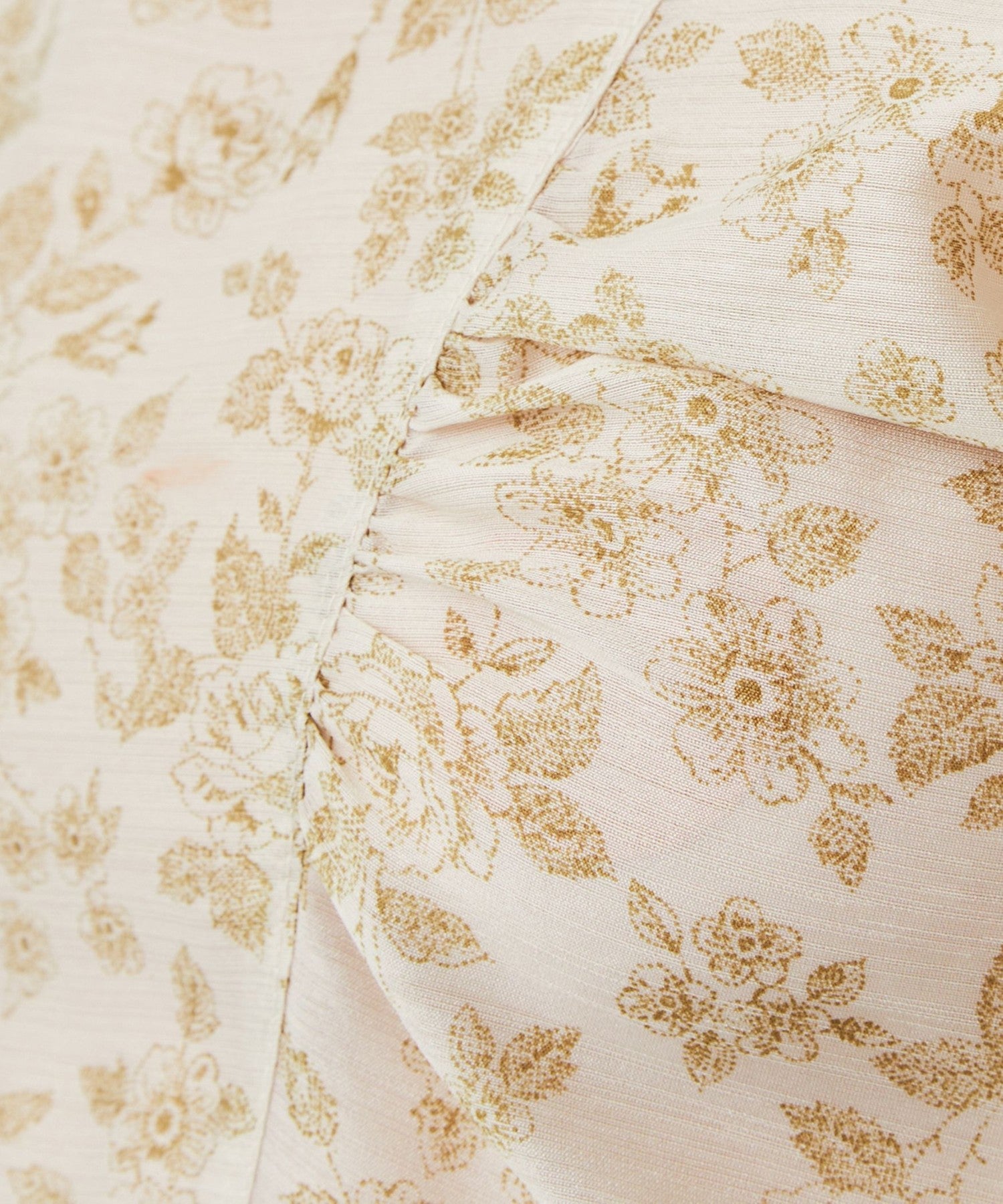 Pointier fleur blouse